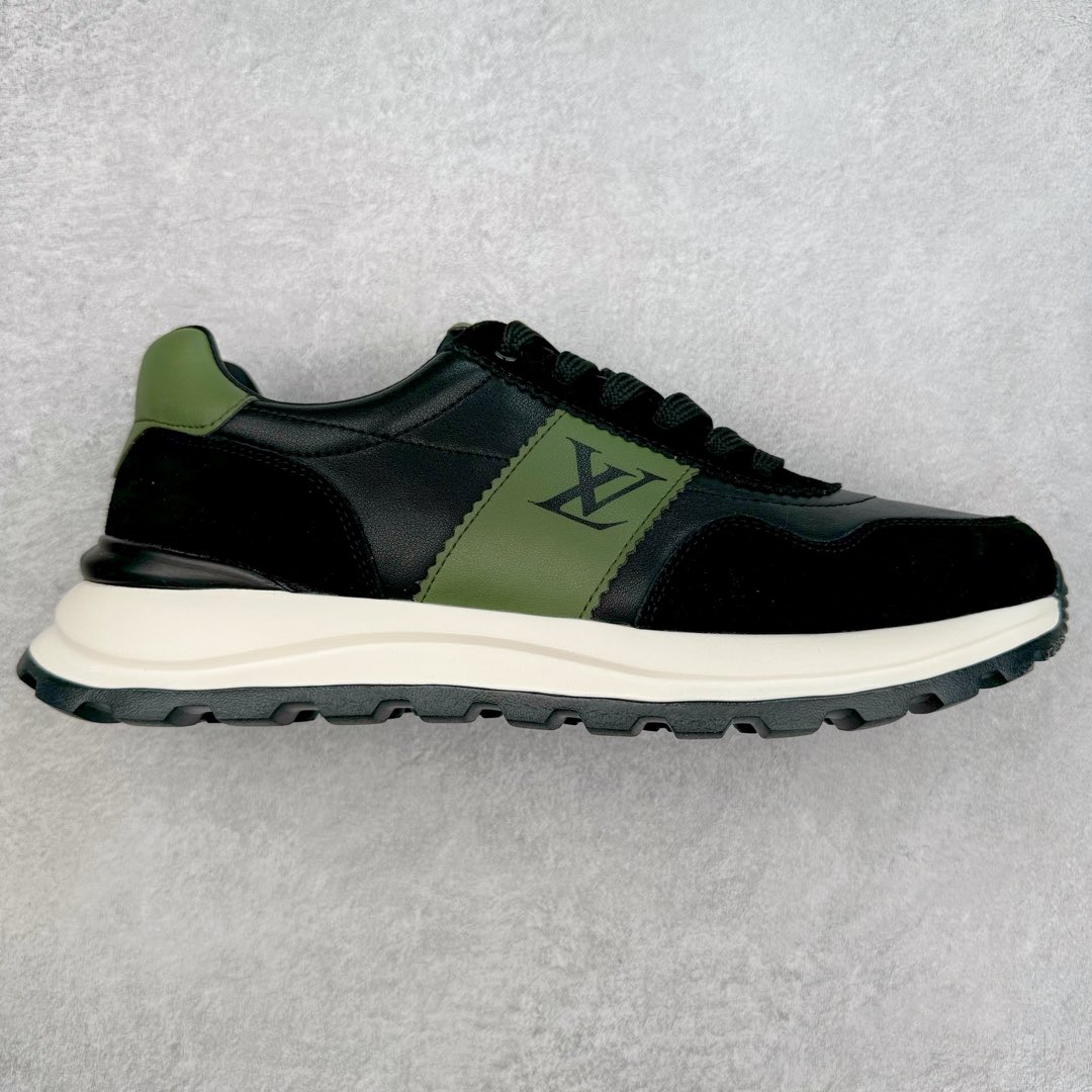 Louis Vuitton LV路易威登休闲文化运动板鞋系列 广东大厂品质 舒适轻泡大底和百搭性霸屏整个时尚娱乐圈,细节调整完美主义!鞋面采用进口头层小牛皮搭配头层磨砂牛皮材质 独家开模轻泡大底, 侧边采用3D打印标志性Logo 尽显贵族时尚气息,台湾进口小牛皮挂皮内里,配带正品全套包装。尺码:39 40 41 42 43 44(皮鞋码)-选品中心