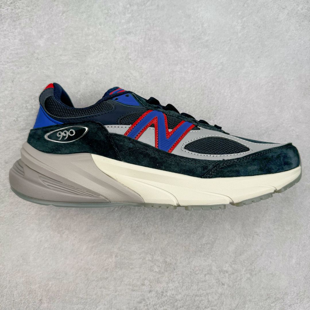 图片[13]-＃K版纯原 New Balance M990GL6 新百伦NB990V6 第六代总统复古慢跑鞋 这是一双极具现代感设计的复古跑鞋 990v6 鞋面大部分面积依旧采用麂皮和织物材质覆盖 从各种细节上看也还是有点 990v5 的影子 但相比 990v5 990v6 鞋面各种材质的拼接会更加复杂 这次 990v6 最大的改变相信大家应该也发现了 就是看上去貌似比 990v4 和 990v5 两代鞋款加起来还要厚的鞋底 其实这是 New Balance 首次采用的三重缓震组合鞋底 除了之前就有的 ABZORB 缓震科技和 ENCAP 中底 这次新加入了 FuelCell 缓震科技 看来舒适度和增高度 都要更上一层楼呀 990v6 的侧标 Logo 设计少见地没有印在绒面皮革上 而是置于网眼面料以及横跨鞋身的皮革织带之上 同时鞋舌上的标签设计并没有延用此前 990v4 和 990v5 采用的样式设计 而是采用了一种新的类似于三角徽章的设计 所以对于鞋款上的更新变化 既有延续经典的设计 也有创新性的改变 尺码：36 37 37.5 38 38.5 39 40 40.5 41.5 42 42.5 43 44 44.5 45-选品中心