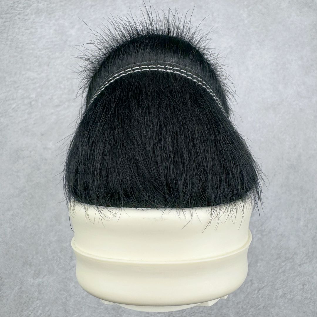 图片[8]-＃DG纯原 Rick Owens Drkshdw 瑞克·欧文斯低帮时尚运动板鞋 马毛黑白 二级市场已经7K以上 平台客户随意卖四位数 RO广东原厂出品 纯原天花板 原版一比一复刻 冲正绝不翻车 还原度达到百分之98以上 原楦开发纸版版型 ZP拆解原版1：1复模裁片纸版 力求做到0错位 这样才能达到和zp一致的鞋型味道 采用进口cnc数控机床开发对版独家tpu奶香大底 区别于市场所有版本 zp同源全头层粒面小牛皮 达到和zp一致手感 原厂进口细纹布 万邦订购原厂高弹粉红色海绵 内里搭配软质细腻羊皮 TPU高密度大底 软硬度透光度高已经测试和原版一致 尺码：36 37 38 39 40 41 42 43 44 45 46-选品中心