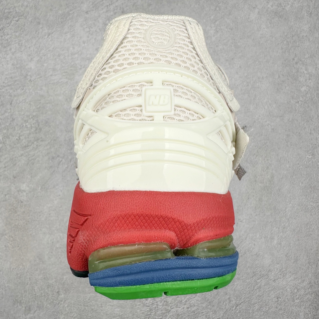 图片[8]-＃M3纯原 New Balance M1906R NB新百伦系列复古老爹风休闲运动慢跑鞋 日韩出口特供订单 全网最全配色 配套商长期套现长期补货 全新货品 正常出厂触屏不到的单价 超级跑量款 全套原楦原纸板原厂数据开发 进口三明治网面 原装进口翻毛皮料正确绒感卡色 正确中底拉帮中底网布细节 采用轻质牛剖革拼接透气网眼衬垫织物鞋面材质 T-Beam大底提供足步弓支撑 保持步态稳定 后跟搭载外露缓震胶 鞋身整体以各种深浅不一的灰色覆盖 鞋头以淡蓝色调装饰 网眼衬垫通过不规律的色块实现做旧的美感 泛黄的鞋底更是进一步增添了复古气息 尺码：36 37 37.5 38 38.5 39.5 40 40.5 41.5 42 42.5 43 44 45-选品中心