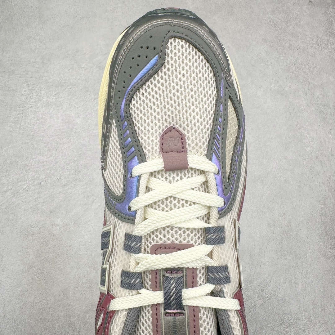 图片[4]-＃M3纯原 New Balance M1906R NB新百伦系列复古老爹风休闲运动慢跑鞋 日韩出口特供订单 全网最全配色 配套商长期套现长期补货 全新货品 正常出厂触屏不到的单价 超级跑量款 全套原楦原纸板原厂数据开发 进口三明治网面 原装进口翻毛皮料正确绒感卡色 正确中底拉帮中底网布细节 采用轻质牛剖革拼接透气网眼衬垫织物鞋面材质 T-Beam大底提供足步弓支撑 保持步态稳定 后跟搭载外露缓震胶 鞋身整体以各种深浅不一的灰色覆盖 鞋头以淡蓝色调装饰 网眼衬垫通过不规律的色块实现做旧的美感 泛黄的鞋底更是进一步增添了复古气息 尺码：36 37 37.5 38 38.5 39.5 40 40.5 41.5 42 42.5 43 44 45-选品中心