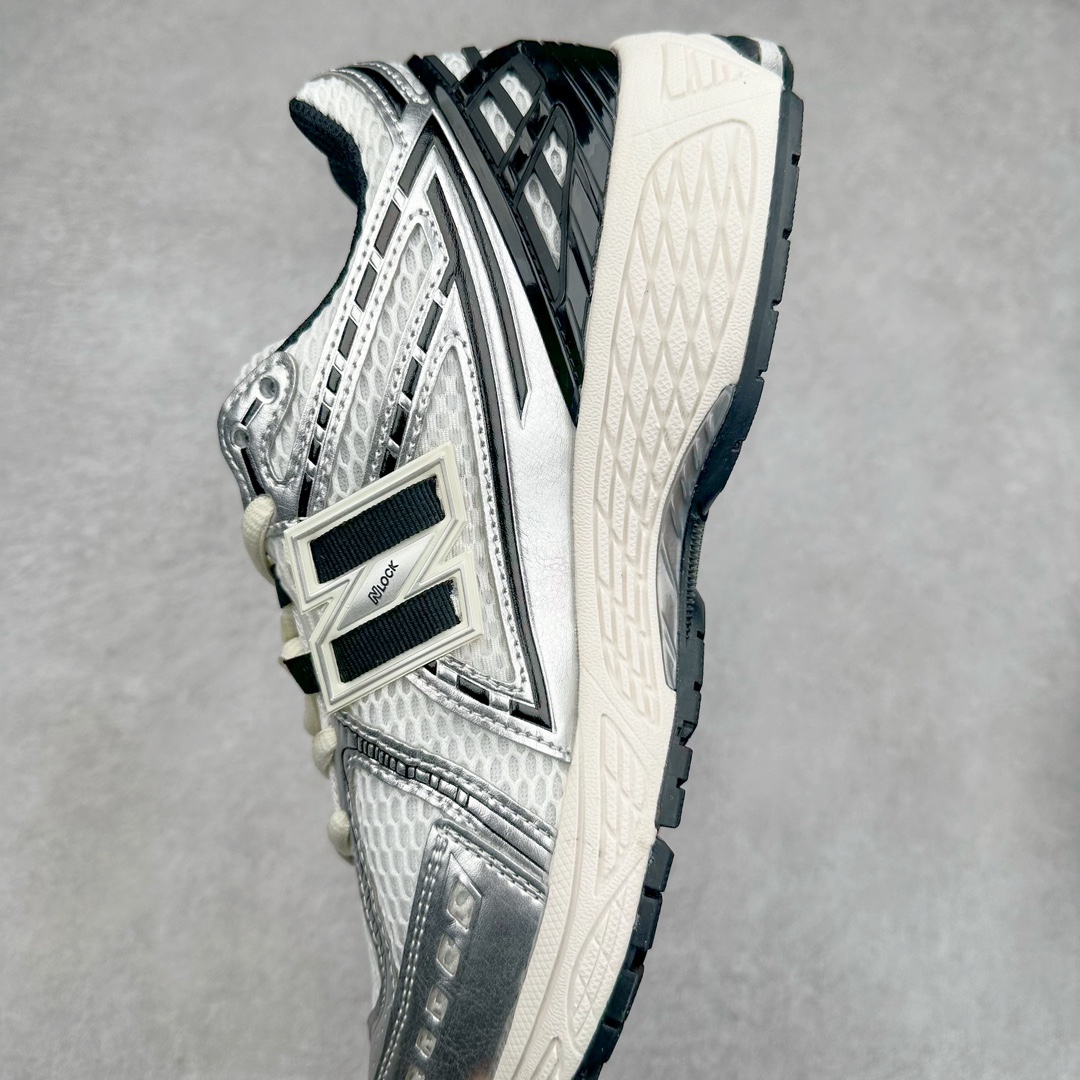 图片[7]-＃M3纯原 New Balance M1906R NB新百伦系列复古老爹风休闲运动慢跑鞋 日韩出口特供订单 全网最全配色 配套商长期套现长期补货 全新货品 正常出厂触屏不到的单价 超级跑量款 全套原楦原纸板原厂数据开发 进口三明治网面 原装进口翻毛皮料正确绒感卡色 正确中底拉帮中底网布细节 采用轻质牛剖革拼接透气网眼衬垫织物鞋面材质 T-Beam大底提供足步弓支撑 保持步态稳定 后跟搭载外露缓震胶 鞋身整体以各种深浅不一的灰色覆盖 鞋头以淡蓝色调装饰 网眼衬垫通过不规律的色块实现做旧的美感 泛黄的鞋底更是进一步增添了复古气息 尺码：36 37 37.5 38 38.5 39.5 40 40.5 41.5 42 42.5 43 44 45-选品中心