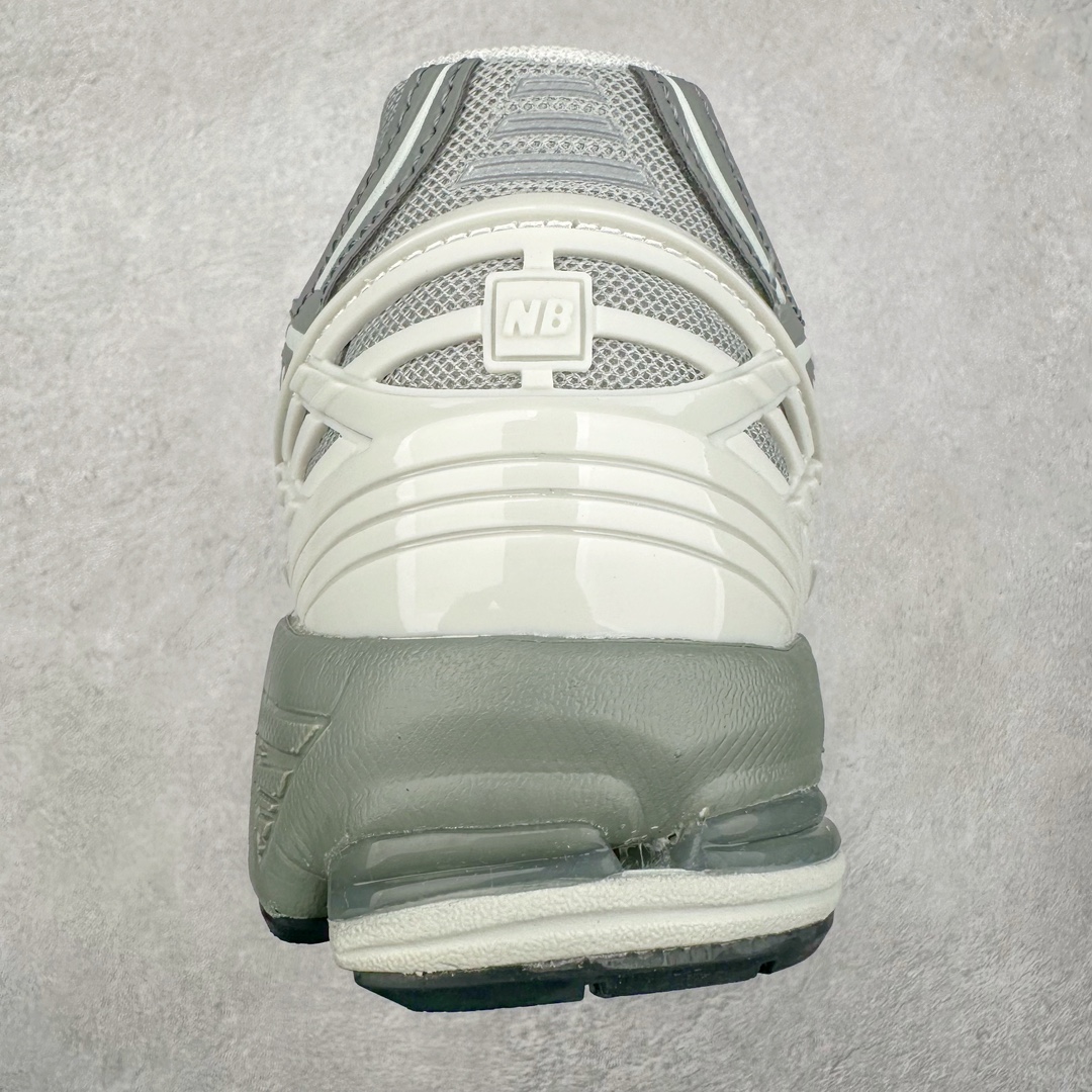 图片[8]-＃M3纯原 New Balance M1906R NB新百伦系列复古老爹风休闲运动慢跑鞋 日韩出口特供订单 全网最全配色 配套商长期套现长期补货 全新货品 正常出厂触屏不到的单价 超级跑量款 全套原楦原纸板原厂数据开发 进口三明治网面 原装进口翻毛皮料正确绒感卡色 正确中底拉帮中底网布细节 采用轻质牛剖革拼接透气网眼衬垫织物鞋面材质 T-Beam大底提供足步弓支撑 保持步态稳定 后跟搭载外露缓震胶 鞋身整体以各种深浅不一的灰色覆盖 鞋头以淡蓝色调装饰 网眼衬垫通过不规律的色块实现做旧的美感 泛黄的鞋底更是进一步增添了复古气息 尺码：36 37 37.5 38 38.5 39.5 40 40.5 41.5 42 42.5 43 44 45-选品中心