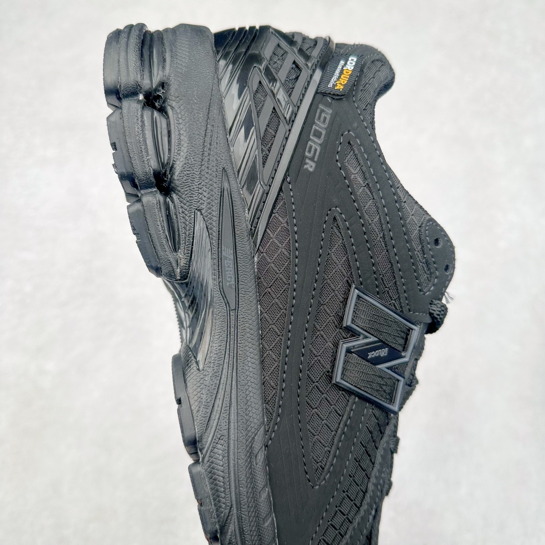 图片[6]-＃M3纯原 New Balance M1906R NB新百伦系列复古老爹风休闲运动慢跑鞋 日韩出口特供订单 全网最全配色 配套商长期套现长期补货 全新货品 正常出厂触屏不到的单价 超级跑量款 全套原楦原纸板原厂数据开发 进口三明治网面 原装进口翻毛皮料正确绒感卡色 正确中底拉帮中底网布细节 采用轻质牛剖革拼接透气网眼衬垫织物鞋面材质 T-Beam大底提供足步弓支撑 保持步态稳定 后跟搭载外露缓震胶 鞋身整体以各种深浅不一的灰色覆盖 鞋头以淡蓝色调装饰 网眼衬垫通过不规律的色块实现做旧的美感 泛黄的鞋底更是进一步增添了复古气息 尺码：36 37 37.5 38 38.5 39.5 40 40.5 41.5 42 42.5 43 44 45-选品中心