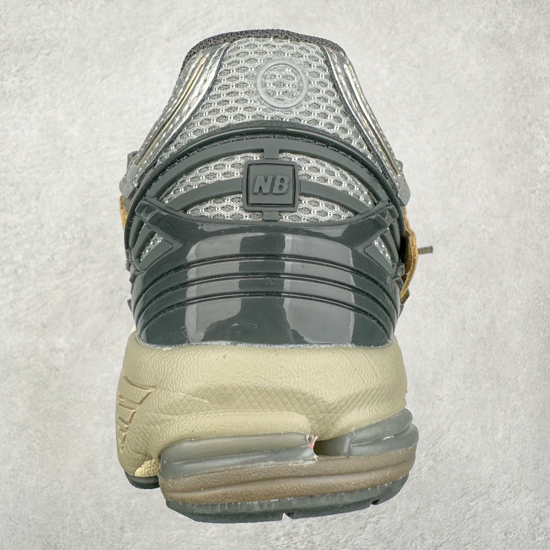 图片[8]-＃M3纯原 New Balance M1906R NB新百伦系列复古老爹风休闲运动慢跑鞋 日韩出口特供订单 全网最全配色 配套商长期套现长期补货 全新货品 正常出厂触屏不到的单价 超级跑量款 全套原楦原纸板原厂数据开发 进口三明治网面 原装进口翻毛皮料正确绒感卡色 正确中底拉帮中底网布细节 采用轻质牛剖革拼接透气网眼衬垫织物鞋面材质 T-Beam大底提供足步弓支撑 保持步态稳定 后跟搭载外露缓震胶 鞋身整体以各种深浅不一的灰色覆盖 鞋头以淡蓝色调装饰 网眼衬垫通过不规律的色块实现做旧的美感 泛黄的鞋底更是进一步增添了复古气息 尺码：36 37 37.5 38 38.5 39.5 40 40.5 41.5 42 42.5 43 44 45-选品中心