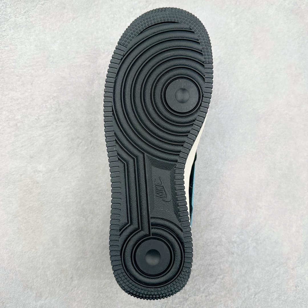 图片[9]-NK Air Force 1´07 Low 空军一号低帮百搭休闲运动板鞋 KK1988-030 柔软、弹性十足的缓震性能和出色的中底设计 横跨复古与现代的外型结合 造就出风靡全球 三十多年的Force 1 直到今天还深受青睐 尺码：36 36.5 37.5 38 38.5 39 40 40.5 41 42 42.5 43 44 44.5 45-选品中心