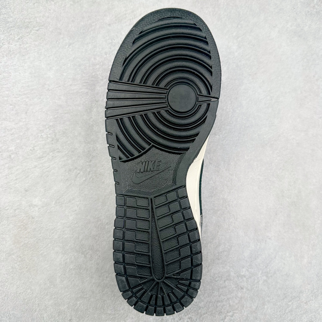 图片[9]-NK Dunk Low 定制配色 XX3168-108 大厂出品 极力推荐 原装头层材料 独家版型蒸餾加工帶來的是更好的视觉和脚感体验大厂纯原品质出货 清洁度 电绣工艺 皮料切割干净无任何毛边 细节完美 尺码：36 36.5 37.5 38 38.5 39 40 40.5 41 42 42.5 43 44 44.5 45 46 47.5-选品中心