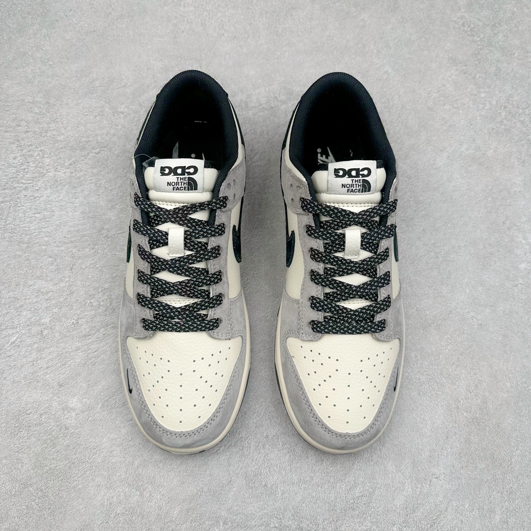 图片[2]-NK Dunk Low 定制配色 XX3168-108 大厂出品 极力推荐 原装头层材料 独家版型蒸餾加工帶來的是更好的视觉和脚感体验大厂纯原品质出货 清洁度 电绣工艺 皮料切割干净无任何毛边 细节完美 尺码：36 36.5 37.5 38 38.5 39 40 40.5 41 42 42.5 43 44 44.5 45 46 47.5-选品中心