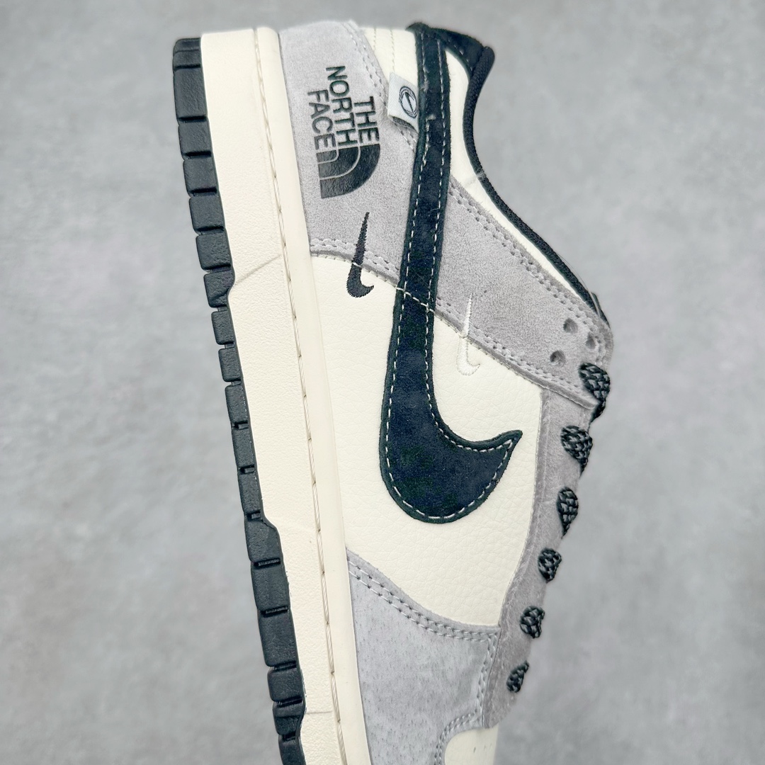 图片[6]-NK Dunk Low 定制配色 XX3168-108 大厂出品 极力推荐 原装头层材料 独家版型蒸餾加工帶來的是更好的视觉和脚感体验大厂纯原品质出货 清洁度 电绣工艺 皮料切割干净无任何毛边 细节完美 尺码：36 36.5 37.5 38 38.5 39 40 40.5 41 42 42.5 43 44 44.5 45 46 47.5-选品中心