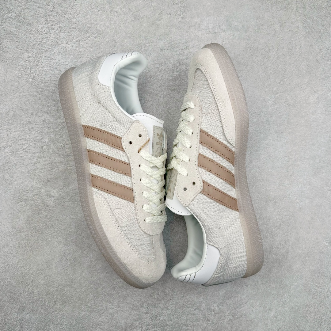 图片[3]-AD Original Samba OG 复古经典轻便板鞋 JP5674 这款桑巴鞋展示了高质量的工艺 带有装饰的超锁缝制和无缝的手感 柔软、柔软的皮革造型和标志性的3条纹完成了精致的外观 正规合身鞋带 鞋面上有绒面鞋垫 橡胶鞋底 享受正畸套筒软感 自50年代首次亮相以来就一直在赢得粉丝的青睐 尺码：36 36.5 37.5 38 38.5 39 40 40.5 41 42 42.5 43 44 44.5 45-选品中心