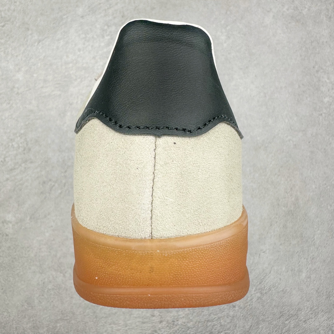 图片[8]-AD Gazelle Indoor Trainers 羚羊内训系列低帮复古百搭休闲运动德训风板鞋 JH6194 90年代经典的复刻版！自60年代以足球训练鞋面世以来,Gazelle就以其经典设计席卷全球。1991年版本的复刻,再造经典Gazelle。采用皮革打造,搭配浊色细节,让这款经典更加简约。尺码：36 36⅔ 37⅓ 38 38⅔ 39⅓ 40 40⅔ 41⅓ 42 42⅔ 43⅓ 44 45-选品中心