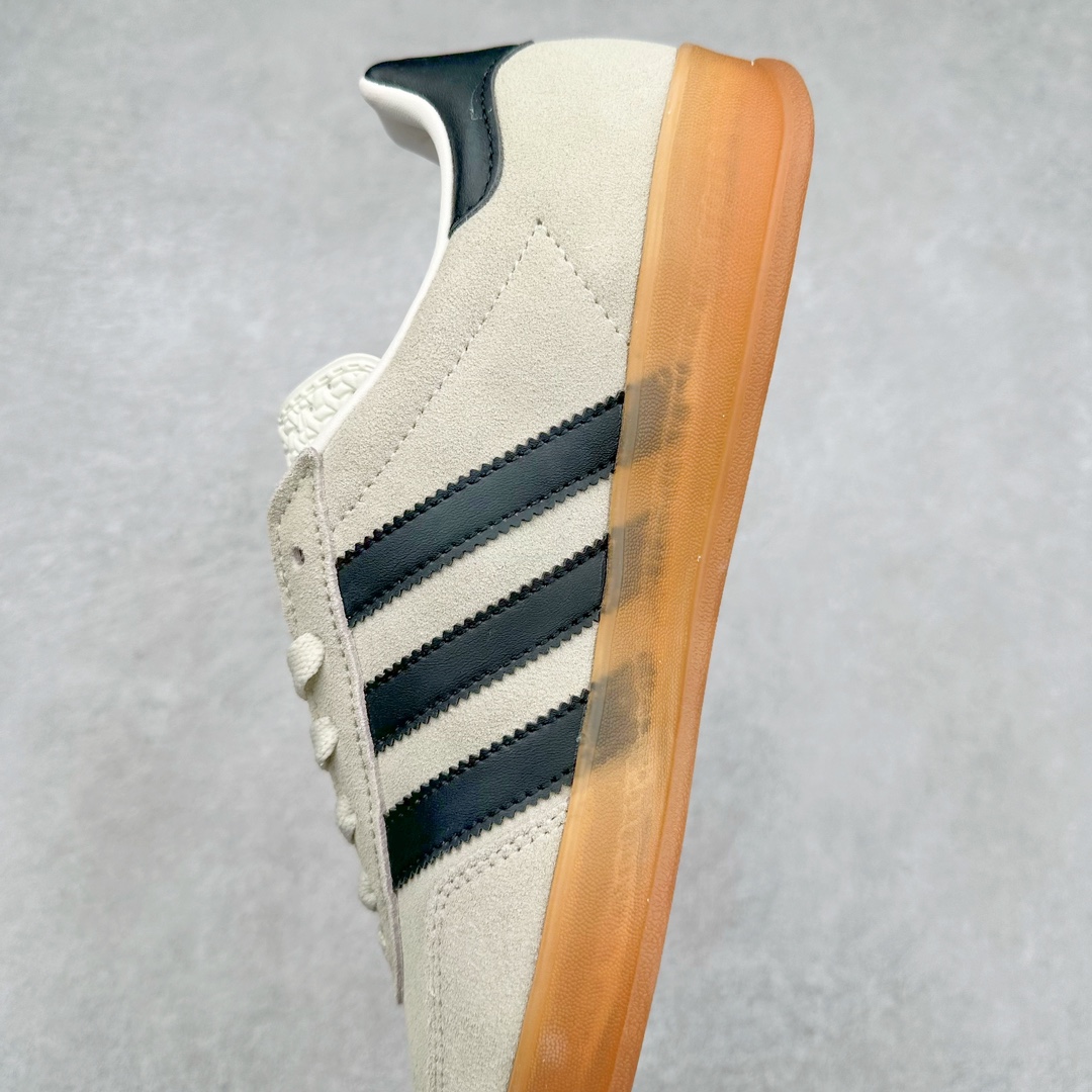 图片[7]-AD Gazelle Indoor Trainers 羚羊内训系列低帮复古百搭休闲运动德训风板鞋 JH6194 90年代经典的复刻版！自60年代以足球训练鞋面世以来,Gazelle就以其经典设计席卷全球。1991年版本的复刻,再造经典Gazelle。采用皮革打造,搭配浊色细节,让这款经典更加简约。尺码：36 36⅔ 37⅓ 38 38⅔ 39⅓ 40 40⅔ 41⅓ 42 42⅔ 43⅓ 44 45-选品中心