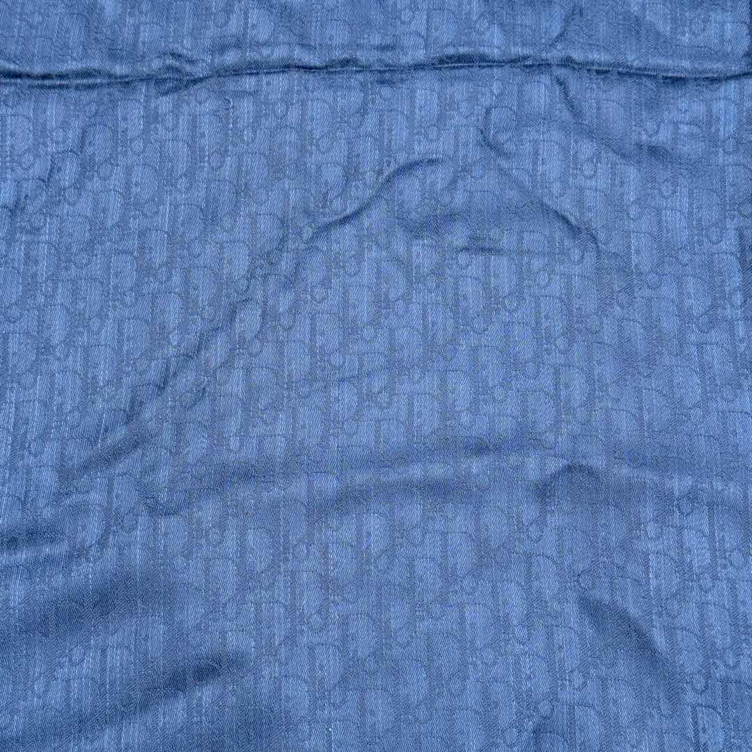 图片[5]-＃GD广顶 DIOR迪奥 双面设计羊绒绒线围巾男女同款情侣款 面料成本含羊毛 天蚕丝及山羊绒 质感特别柔软且亲肤 当然最具特色的还是满印的刺绣纹路 最后搭配宝蓝色系 说是特别好看一点都不为过 尺码：1.8×1.2M-选品中心