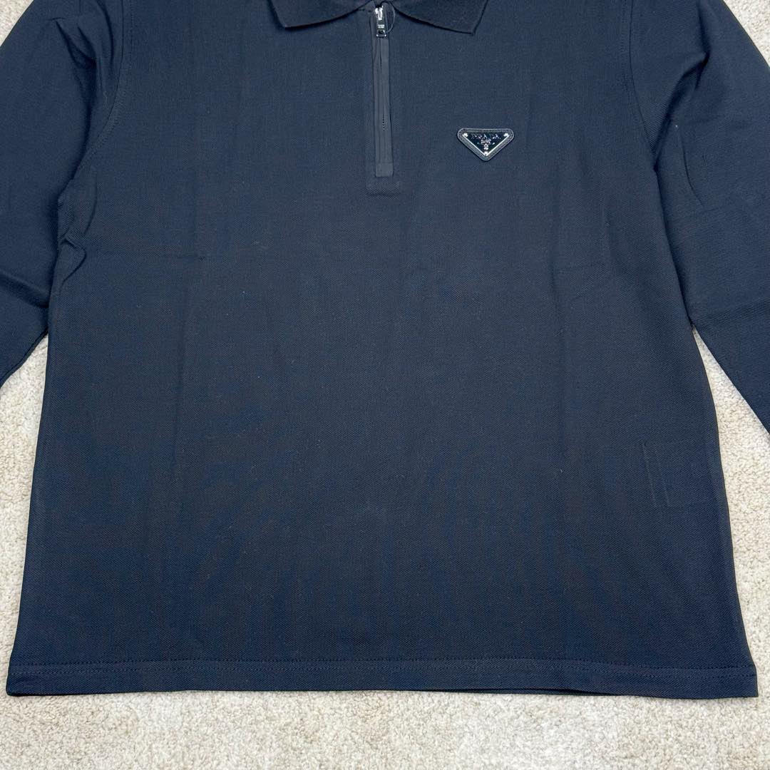 图片[8]-＃GD广顶 PRADA普拉达纯色Logo三角徽标宽松长袖Polo衫 黑色面料采用230克重定织珠地面料（现货纹路不同）面料非常昂贵原版是发青色的黑色牢度达到了欧盟标准4级（国内的标准为3级，婴幼儿才为4级，说明这是一款可以直接接触婴幼儿皮肤的面料）领口、袖口特种机定织一体成型，定制拉链，拉链内里全包股、三角标为全钢原厂三角标 三标辅料全部定制 尺码：S M L XL-选品中心