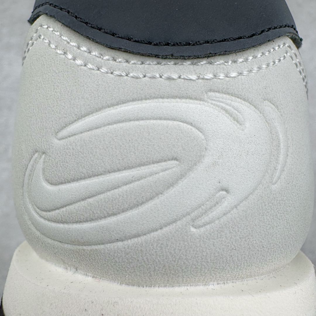 图片[16]-＃JC纯原 NK Classic Cortez Leather 阿甘复古初代皮革慢跑鞋 FN7650-030 实体平台指令订单 全套原纸板楦头开发 原厂数据大底磨具 一比一鞋头弧度高度鞋身弧度 细节品控鞋型随意对比 正确烫金高频细节 公司级标准检验QC 区分市面一切版本 完美复刻阿甘复古鞋型 尺码：35.5 36 36.5 37.5 38 38.5 39 40 40.5 41 42 42.5 43 44 45-选品中心