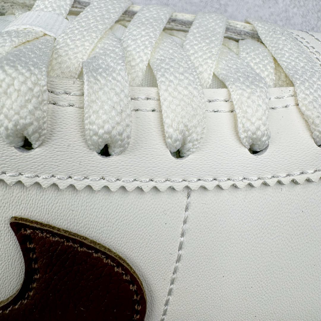 图片[17]-＃JC纯原 NK Classic Cortez Leather 阿甘复古初代皮革慢跑鞋 DN1791-104 实体平台指令订单 全套原纸板楦头开发 原厂数据大底磨具 一比一鞋头弧度高度鞋身弧度 细节品控鞋型随意对比 正确烫金高频细节 公司级标准检验QC 区分市面一切版本 完美复刻阿甘复古鞋型 尺码：35.5 36 36.5 37.5 38 38.5 39 40 40.5 41 42 42.5 43 44 45-选品中心