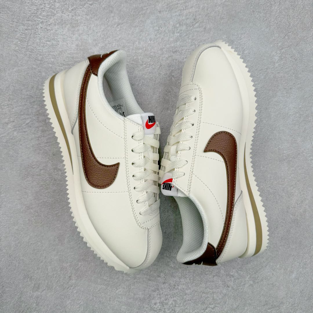 图片[3]-＃JC纯原 NK Classic Cortez Leather 阿甘复古初代皮革慢跑鞋 DN1791-104 实体平台指令订单 全套原纸板楦头开发 原厂数据大底磨具 一比一鞋头弧度高度鞋身弧度 细节品控鞋型随意对比 正确烫金高频细节 公司级标准检验QC 区分市面一切版本 完美复刻阿甘复古鞋型 尺码：35.5 36 36.5 37.5 38 38.5 39 40 40.5 41 42 42.5 43 44 45-选品中心