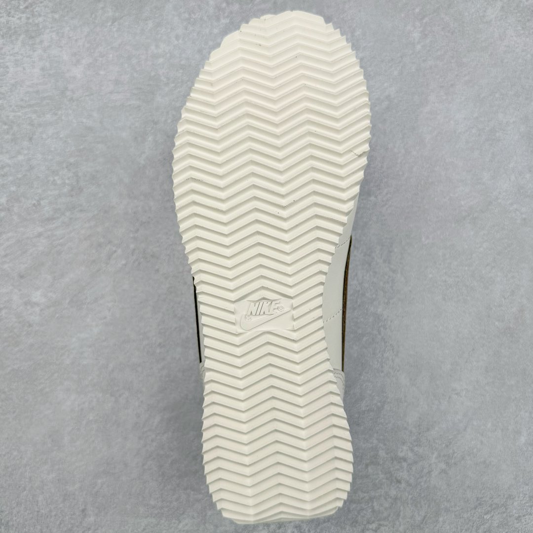 图片[9]-＃JC纯原 NK Classic Cortez Leather 阿甘复古初代皮革慢跑鞋 DN1791-104 实体平台指令订单 全套原纸板楦头开发 原厂数据大底磨具 一比一鞋头弧度高度鞋身弧度 细节品控鞋型随意对比 正确烫金高频细节 公司级标准检验QC 区分市面一切版本 完美复刻阿甘复古鞋型 尺码：35.5 36 36.5 37.5 38 38.5 39 40 40.5 41 42 42.5 43 44 45-选品中心