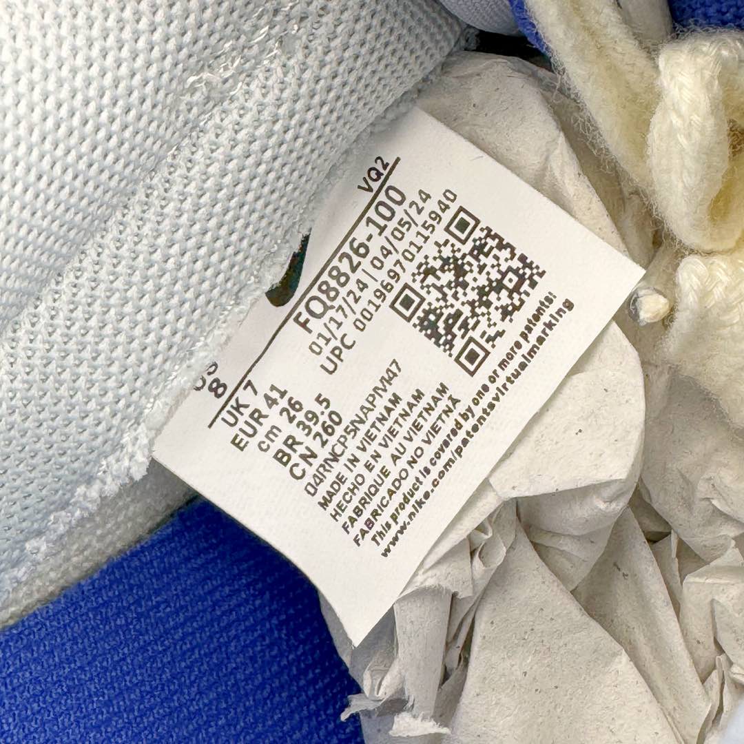 图片[12]-＃YC纯原 NK Dunk Low 拓荒骑士 无人区 FQ8826-100 定制系列天花板 无原鞋不开发 全系列得物原鞋一比一校对开发 配色持续更新中 终端对接 优势输出 全套原厂楦头原纸板数据档案倾力打造 原汁原味莞产 极致还原 圈内最强针车工艺 高端零售指定版 广东原厂配套原盒原标 鞋盒分三个尺码段 原厂冲刀 超高清洁度 全鞋零毛边皮料切割 采用原厂百宏鞋带以及原厂百宏织唛舌标 内标可供原厂几率过验 进口原装条纹中底布 四线拉帮白色点胶 原厂拉帮手法遵循公司 原厂电绣 极致还原 尺码：36 36.5 37.5 38 38.5 39 40 40.5 41 42 42.5 43 44 44.5 45 46-选品中心