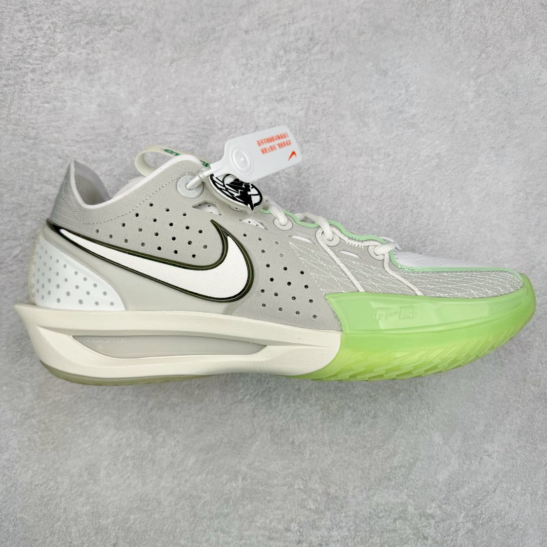 ＃灭世/Max NK Air Zoom G.T.Cut 3 EP 实战系列篮球鞋 DV2913-003 全新GT Cut 3.0 全掌搭载了 ZoomX 泡棉 使得整双鞋在缓震表现上可谓相当优秀 拥有着顶级科技配置的同时 颜值设计也非常可观 整体鞋型仍然保留了前低后高的设计 G.T. Cut 传统的突进极速突破的感觉 鞋头麂皮材质和 NK Flywire 飞线工艺 相对来说包裹感更好了 必备的TPU 支撑片 两侧 Swoosh 的透气孔设计 起到散热透气的作用 鞋舌采用类似跑鞋的半开叉式设计 搭配鞋带既可以提升包裹感 又降低了运动中鞋舌乱跑的可能性 鞋子内里填充相当厚实 避免掉跟 尺码：39 40 40.5 41 42 42.5 43 44 44.5 45 46-选品中心