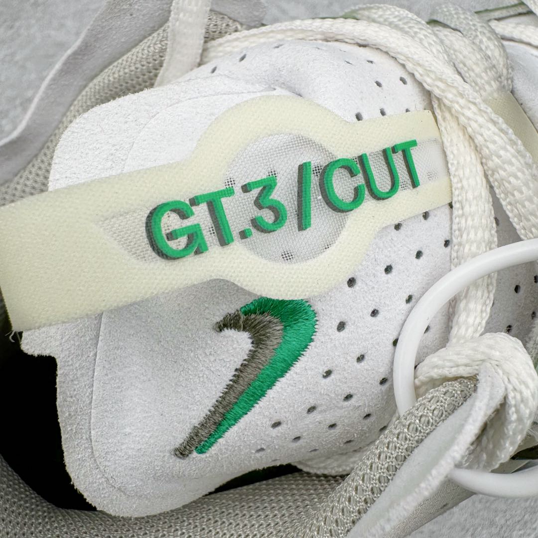 图片[12]-＃灭世/Max NK Air Zoom G.T.Cut 3 EP 实战系列篮球鞋 DV2913-003 全新GT Cut 3.0 全掌搭载了 ZoomX 泡棉 使得整双鞋在缓震表现上可谓相当优秀 拥有着顶级科技配置的同时 颜值设计也非常可观 整体鞋型仍然保留了前低后高的设计 G.T. Cut 传统的突进极速突破的感觉 鞋头麂皮材质和 NK Flywire 飞线工艺 相对来说包裹感更好了 必备的TPU 支撑片 两侧 Swoosh 的透气孔设计 起到散热透气的作用 鞋舌采用类似跑鞋的半开叉式设计 搭配鞋带既可以提升包裹感 又降低了运动中鞋舌乱跑的可能性 鞋子内里填充相当厚实 避免掉跟 尺码：39 40 40.5 41 42 42.5 43 44 44.5 45 46-选品中心