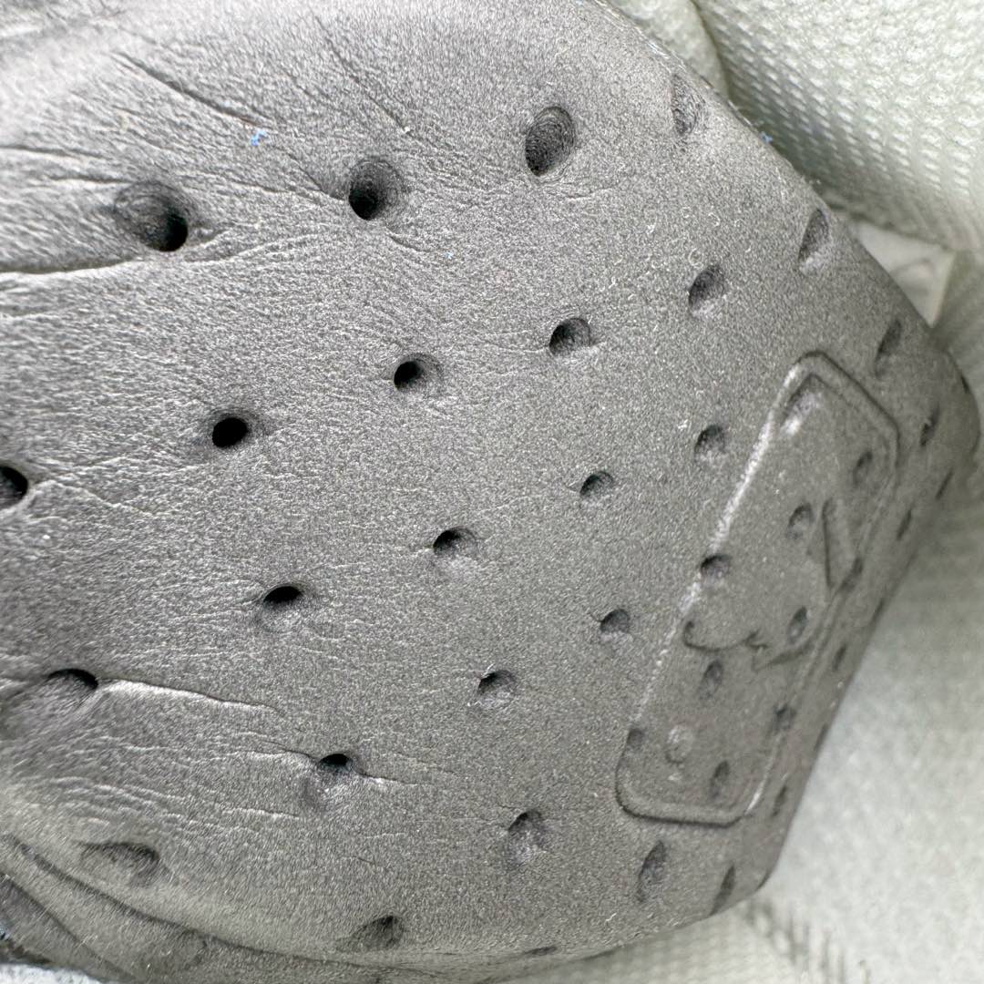 图片[10]-＃PB过验版 MLB Chunky Liner Basic 复古印花学长鞋系列低帮轻量增高厚底百搭休闲运动慢跑鞋板鞋 Korea韩国联名NY美国榄球纽约洋基队限定 目前可过轻松秒过各类鉴定 能操作的私聊 韩国代购专供 左脚内置NFC感应 区别市面贴纸假芯片 MLB专用菱形双针中底布 重点细节中底布带注胶孔 原厂NFC感应吊牌 支持鉴定 一个两位数 原盒原标 全套原楦原纸板原厂数据开发 中韩文保养标贴 绿色防霉片 平台代购专供 独家一比一RB+MD组合大底 高频后跟小人Logo精准对位立体饱满 正确网布加超迁鞋面 转印中底走线紧密 转印Logo工艺表层防刮不掉色 尺码：35 36 36.5 37.5 38 38.5 39 40 40.5 41 42 42.5 43 44 44.5 45-选品中心