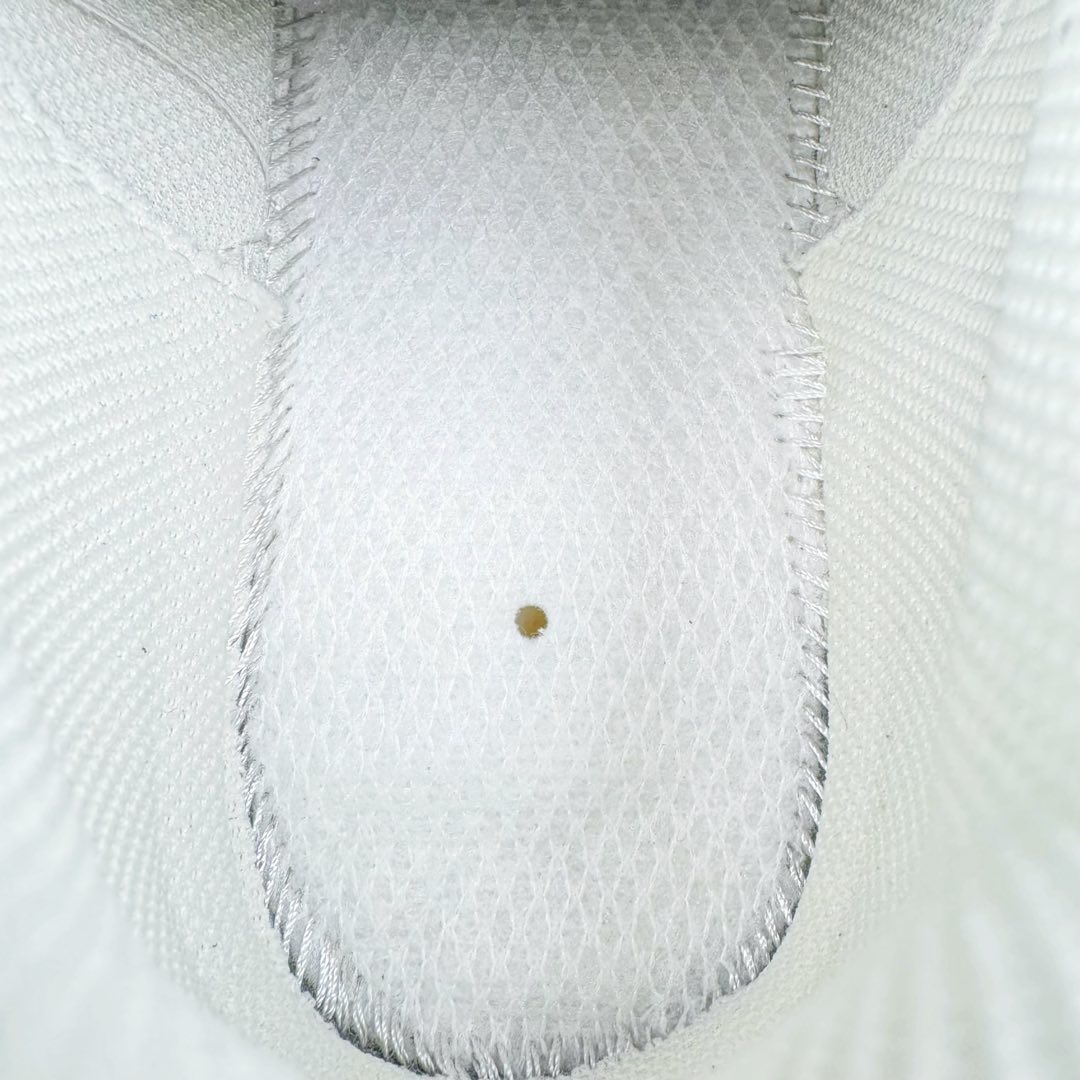 图片[11]-＃PB过验版 MLB Chunky Liner Basic 复古印花学长鞋系列低帮轻量增高厚底百搭休闲运动慢跑鞋板鞋 Korea韩国联名NY美国榄球纽约洋基队限定 目前可过轻松秒过各类鉴定 能操作的私聊 韩国代购专供 左脚内置NFC感应 区别市面贴纸假芯片 MLB专用菱形双针中底布 重点细节中底布带注胶孔 原厂NFC感应吊牌 支持鉴定 一个两位数 原盒原标 全套原楦原纸板原厂数据开发 中韩文保养标贴 绿色防霉片 平台代购专供 独家一比一RB+MD组合大底 高频后跟小人Logo精准对位立体饱满 正确网布加超迁鞋面 转印中底走线紧密 转印Logo工艺表层防刮不掉色 尺码：35 36 36.5 37.5 38 38.5 39 40 40.5 41 42 42.5 43 44 44.5 45-选品中心