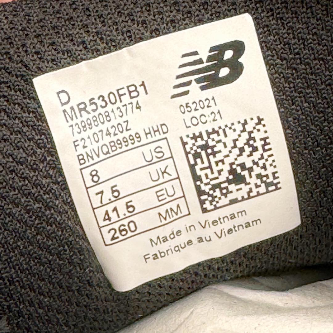 图片[12]-＃G版纯原 New Balance NB530 新百伦复古透气跑步鞋 全套原楦原纸板原厂数据开发 同步原鞋一次Model大底 全鞋电脑针车加持 原厂网布TPU高频工艺 正确中底拉帮 高密度丽新布中底 抛弃过往以皮革为主的人气轮廓 以极具复古风范的跑鞋外观呈现 设计上全鞋以简约清爽的纯白色作基底 鞋身覆盖大面积织物网眼材质 并于鞋头、鞋带孔眼片等细节处点缀对比鲜明的反光银镀层凸显 鞋舌、侧身等位置则辅以一贯的「N」字标志和品牌徽标彰显身份 最后通过搭载的 ABZORB 缓震中底完善整体造型 尺码：36 37 37.5 38 38.5 39.5 40 40.5 41.5 42 42.5 43 44 44.5 45 45.5 46.5 47-选品中心