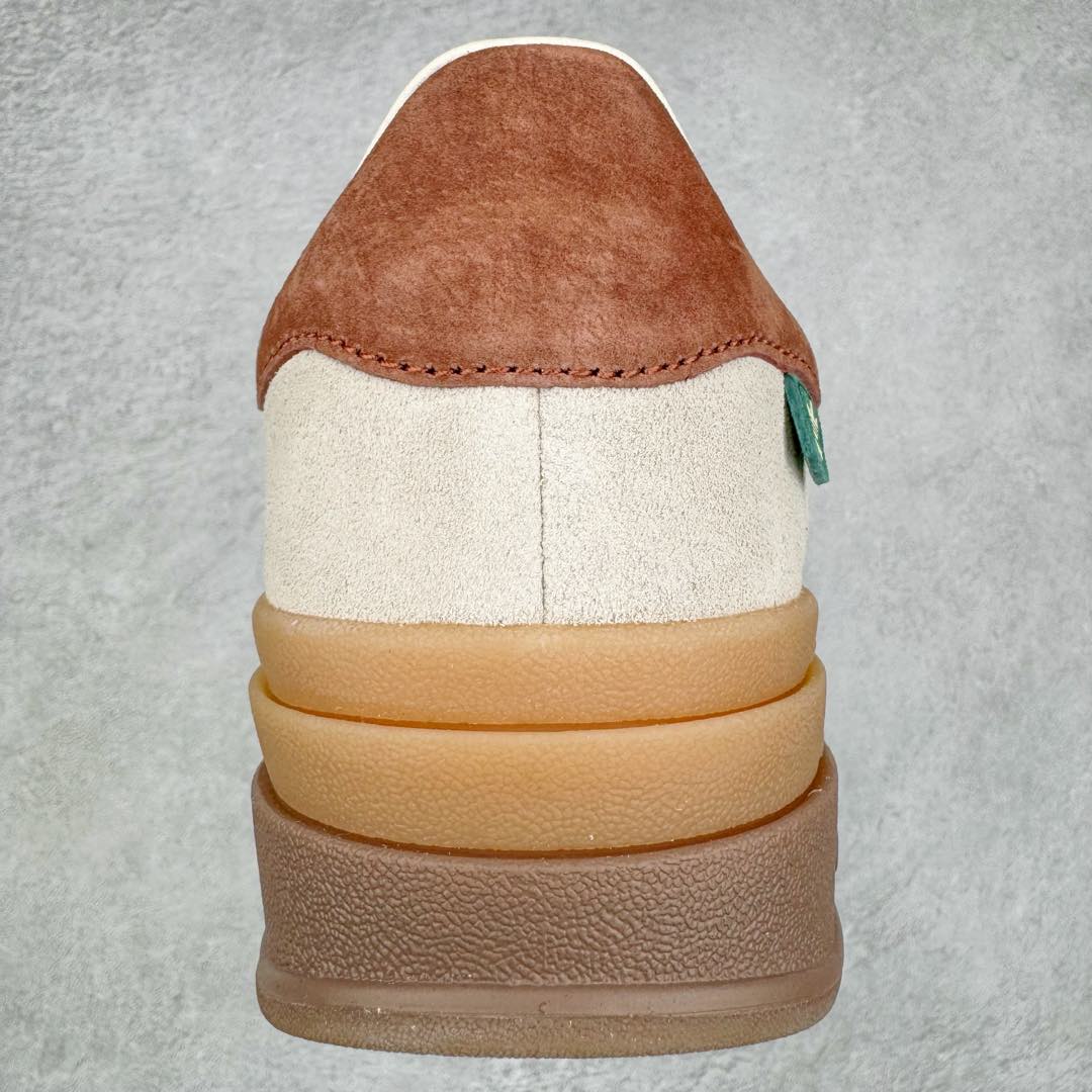 图片[8]-＃CS纯原 AD Originals Gazelle Bold W 羚羊松糕系列复古百搭厚底增高低帮休闲运动板鞋 IG3685 新的一年就要换新的打扮啦！除了设定变美、健身、减肥等目标外，你已经可以利用鞋子来“偷偷改善身材比例”的愿望了！ 因为有一句话。身高不够。鞋子来凑~赶快入手以下各大运动品牌最新推出的“厚底增高运动鞋”吧。 是最好穿最百搭的长腿神器。 重点是……不仅价格不错～鞋子也不错啊！Originals的Gazelle Bold鞋款打造出「超厚底版本」！延续流线鞋型、经典麂皮材质、白色三条线和侧面烫金标志的复古外型，奶油白鞋底高度直接乘3，出门搭上它，保证一路步步高升。尺码：36 36⅔ 37⅓ 38 38⅔ 39⅓ 40-选品中心