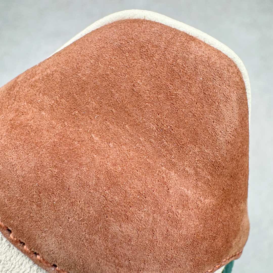 图片[10]-＃CS纯原 AD Originals Gazelle Bold W 羚羊松糕系列复古百搭厚底增高低帮休闲运动板鞋 IG3685 新的一年就要换新的打扮啦！除了设定变美、健身、减肥等目标外，你已经可以利用鞋子来“偷偷改善身材比例”的愿望了！ 因为有一句话。身高不够。鞋子来凑~赶快入手以下各大运动品牌最新推出的“厚底增高运动鞋”吧。 是最好穿最百搭的长腿神器。 重点是……不仅价格不错～鞋子也不错啊！Originals的Gazelle Bold鞋款打造出「超厚底版本」！延续流线鞋型、经典麂皮材质、白色三条线和侧面烫金标志的复古外型，奶油白鞋底高度直接乘3，出门搭上它，保证一路步步高升。尺码：36 36⅔ 37⅓ 38 38⅔ 39⅓ 40-选品中心