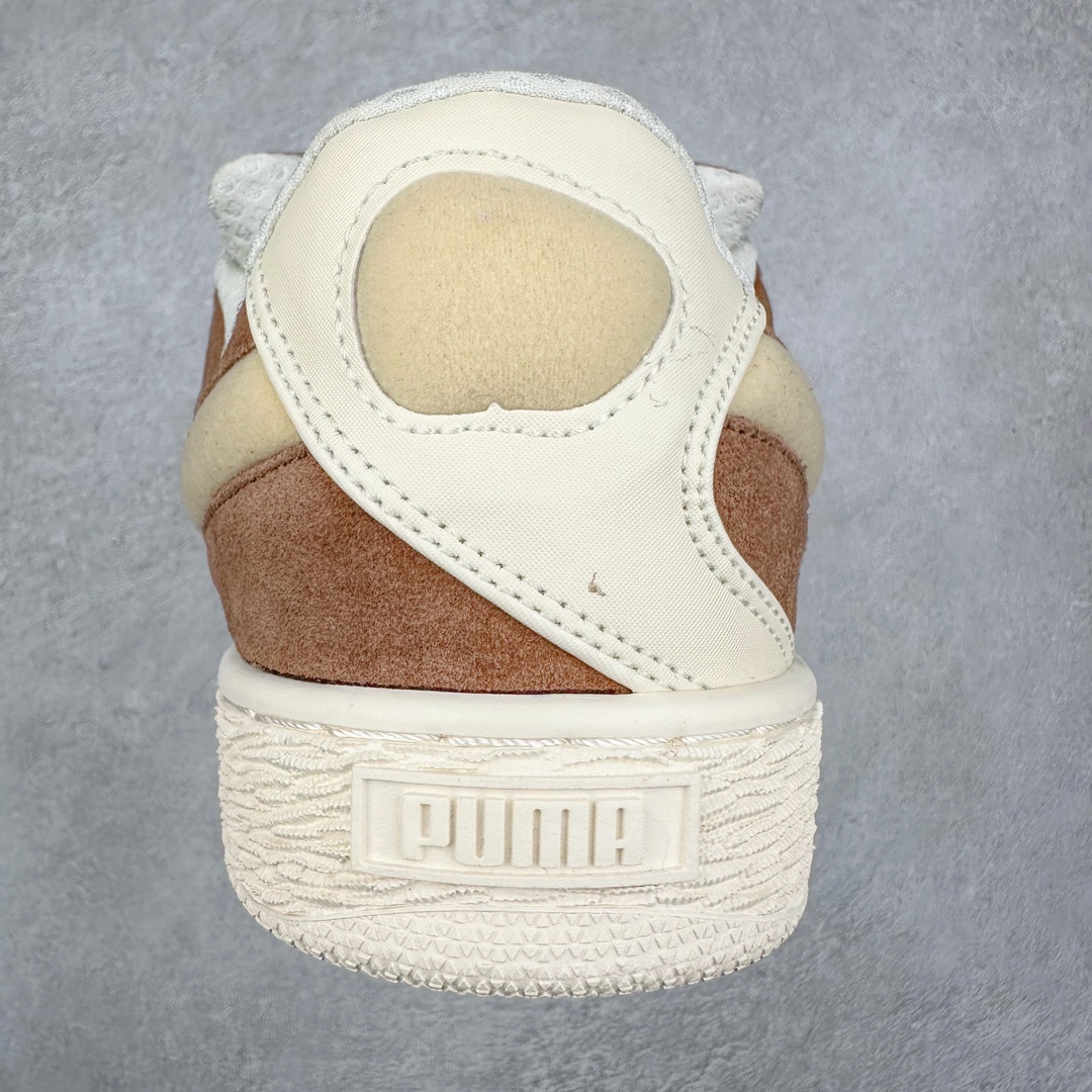 图片[8]-PUMA SUEDE XL 彪马新款面包鞋男女同款复古休闲板鞋 赠送一双鞋带 鞋身通体采用细腻的麂皮材质 厚实柔软 质感出众 鞋侧保留PUMA标志性跑道图案 侧面与后跟点缀金属色PUMA LOGO 兼具辨识度与细节感 加厚鞋垫、饱满鞋舌 搭配加宽扁形鞋带 使得穿着感更加贴合与舒适 值得一提的是 本季SUEDE XL鞋款以黑色、红色及蓝色最为瞩目 经典黑的配色 在低调之余可轻松驾驭任何潮流风格造型 而高饱和度的配色 则是当之无愧的早春出街利器。货号： 395205 尺码：36 37 37.5 38 38.5 39 40 40.5 41 42 42.5 43 44 45-选品中心