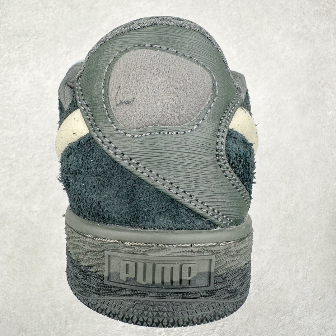 图片[8]-PUMA SUEDE XL 彪马新款面包鞋男女同款复古休闲板鞋 赠送一双鞋带 鞋身通体采用细腻的麂皮材质 厚实柔软 质感出众 鞋侧保留PUMA标志性跑道图案 侧面与后跟点缀金属色PUMA LOGO 兼具辨识度与细节感 加厚鞋垫、饱满鞋舌 搭配加宽扁形鞋带 使得穿着感更加贴合与舒适 值得一提的是 本季SUEDE XL鞋款以黑色、红色及蓝色最为瞩目 经典黑的配色 在低调之余可轻松驾驭任何潮流风格造型 而高饱和度的配色 则是当之无愧的早春出街利器。货号： 395205 尺码：36 37 37.5 38 38.5 39 40 40.5 41 42 42.5 43 44 45-选品中心