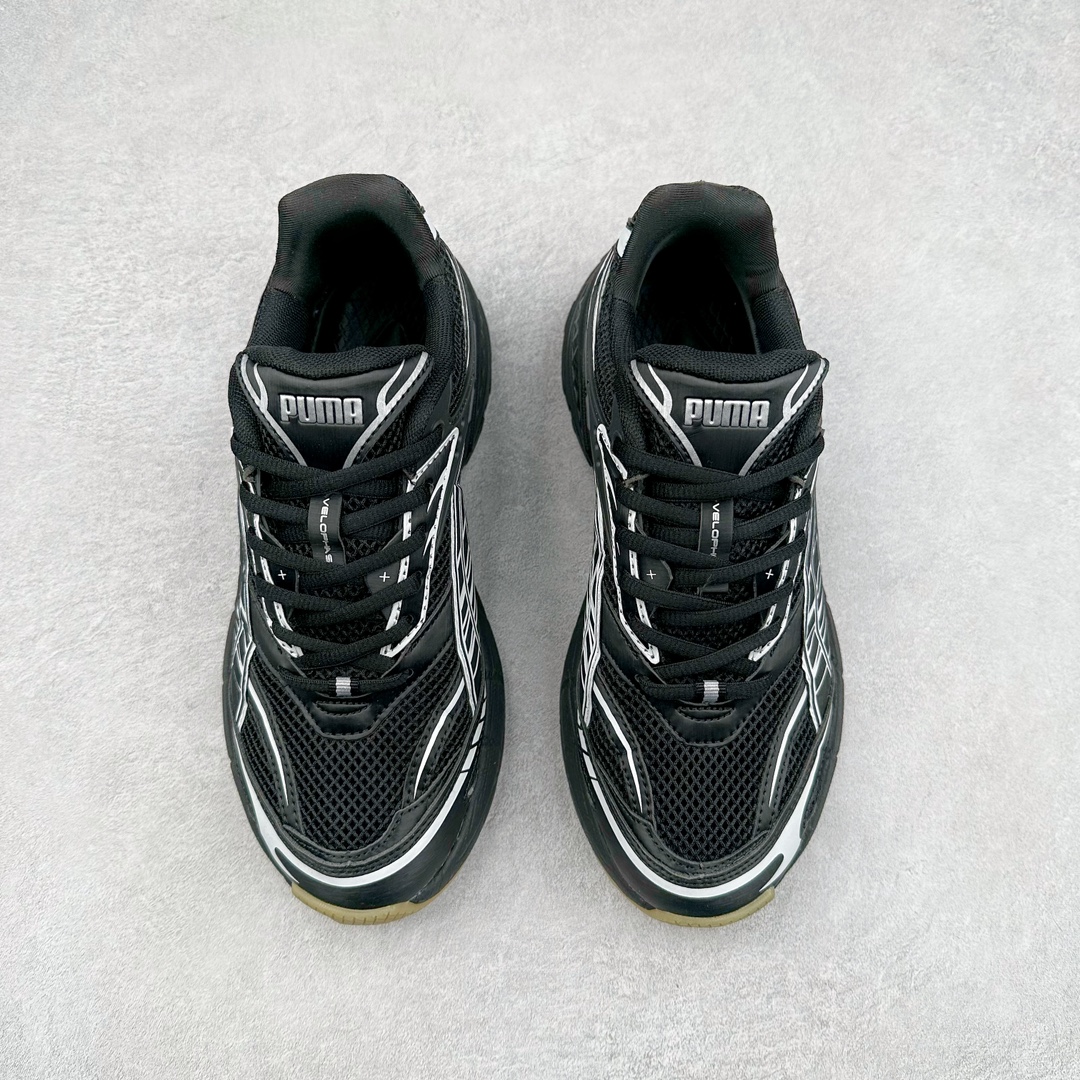图片[2]-PUMA Velophasis 舒适潮流防滑低帮老爹鞋 全球知名运动品牌彪马推出全新鞋款VELOPHASIS，以千禧年代的无尽创意演绎PUMA复合型运动鞋款，引领复古美学新风尚。全新鞋款VELOPHASIS从PUMA品牌历史档案中千禧时代极具标志性的COMPLETE鞋型中汲取灵感，该系列专为跑步运动而生，推动了包括iCELL、e+CELL以及EverRide在内的多项具有革命代表性的品牌技术发展，至今仍造福世界各地的跑者。全新鞋款VELOPHASIS在此基础之上，寄栖于PUMA的设计愿景，借由Y2K的美学视觉语言，解码潮流基因，碰撞无限可能。全新鞋款VELOPHASIS的设计充分融合了来自千禧年代与当今时代的精髓。鞋面采用不对称设计，以全新材料重塑千禧年代感的设计部件。蜂窝式网眼布、纹理拼接和大胆醒目的造型均旨在致敬COMPLETE系列的经典风格。尺码：36 36.5 37.5 38 38.5 39 40 40.5 41 42 42.5 43 44 44.5 45-选品中心