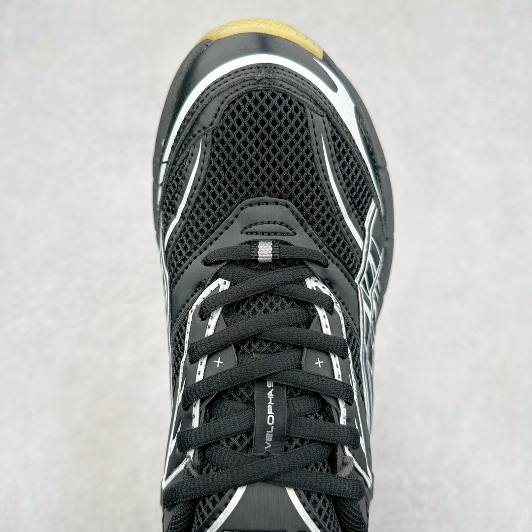 图片[4]-PUMA Velophasis 舒适潮流防滑低帮老爹鞋 全球知名运动品牌彪马推出全新鞋款VELOPHASIS，以千禧年代的无尽创意演绎PUMA复合型运动鞋款，引领复古美学新风尚。全新鞋款VELOPHASIS从PUMA品牌历史档案中千禧时代极具标志性的COMPLETE鞋型中汲取灵感，该系列专为跑步运动而生，推动了包括iCELL、e+CELL以及EverRide在内的多项具有革命代表性的品牌技术发展，至今仍造福世界各地的跑者。全新鞋款VELOPHASIS在此基础之上，寄栖于PUMA的设计愿景，借由Y2K的美学视觉语言，解码潮流基因，碰撞无限可能。全新鞋款VELOPHASIS的设计充分融合了来自千禧年代与当今时代的精髓。鞋面采用不对称设计，以全新材料重塑千禧年代感的设计部件。蜂窝式网眼布、纹理拼接和大胆醒目的造型均旨在致敬COMPLETE系列的经典风格。尺码：36 36.5 37.5 38 38.5 39 40 40.5 41 42 42.5 43 44 44.5 45-选品中心