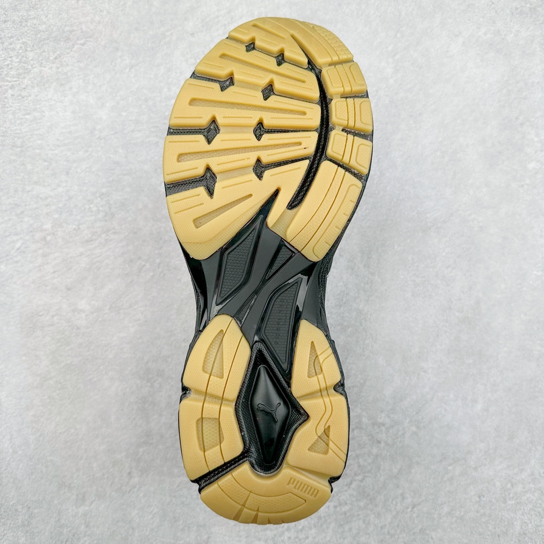 图片[9]-PUMA Velophasis 舒适潮流防滑低帮老爹鞋 全球知名运动品牌彪马推出全新鞋款VELOPHASIS，以千禧年代的无尽创意演绎PUMA复合型运动鞋款，引领复古美学新风尚。全新鞋款VELOPHASIS从PUMA品牌历史档案中千禧时代极具标志性的COMPLETE鞋型中汲取灵感，该系列专为跑步运动而生，推动了包括iCELL、e+CELL以及EverRide在内的多项具有革命代表性的品牌技术发展，至今仍造福世界各地的跑者。全新鞋款VELOPHASIS在此基础之上，寄栖于PUMA的设计愿景，借由Y2K的美学视觉语言，解码潮流基因，碰撞无限可能。全新鞋款VELOPHASIS的设计充分融合了来自千禧年代与当今时代的精髓。鞋面采用不对称设计，以全新材料重塑千禧年代感的设计部件。蜂窝式网眼布、纹理拼接和大胆醒目的造型均旨在致敬COMPLETE系列的经典风格。尺码：36 36.5 37.5 38 38.5 39 40 40.5 41 42 42.5 43 44 44.5 45-选品中心