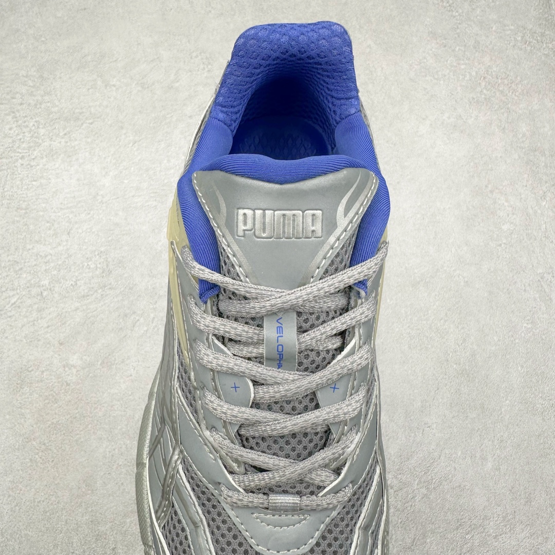 图片[5]-PUMA Velophasis 舒适潮流防滑低帮老爹鞋 全球知名运动品牌彪马推出全新鞋款VELOPHASIS，以千禧年代的无尽创意演绎PUMA复合型运动鞋款，引领复古美学新风尚。全新鞋款VELOPHASIS从PUMA品牌历史档案中千禧时代极具标志性的COMPLETE鞋型中汲取灵感，该系列专为跑步运动而生，推动了包括iCELL、e+CELL以及EverRide在内的多项具有革命代表性的品牌技术发展，至今仍造福世界各地的跑者。全新鞋款VELOPHASIS在此基础之上，寄栖于PUMA的设计愿景，借由Y2K的美学视觉语言，解码潮流基因，碰撞无限可能。全新鞋款VELOPHASIS的设计充分融合了来自千禧年代与当今时代的精髓。鞋面采用不对称设计，以全新材料重塑千禧年代感的设计部件。蜂窝式网眼布、纹理拼接和大胆醒目的造型均旨在致敬COMPLETE系列的经典风格。尺码：36 36.5 37.5 38 38.5 39 40 40.5 41 42 42.5 43 44 44.5 45-选品中心