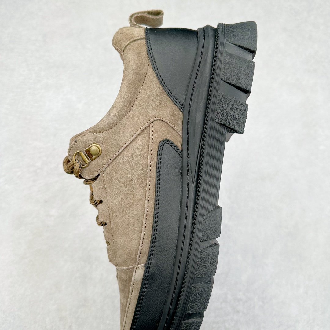 图片[7]-＃特价福利 CAT/卡特 硬汉推土机品牌 Tramp Hike Low 户外休闲低帮男鞋 广东中山代工厂原产楦型 台产耐磨麂皮材质# 手工缝线固特异缝制工艺# 轻量柔韧橡胶防滑大底# 正确原盒包装吊牌# 完全还原ZP工艺❗徒步旅行者百搭休闲旅游休闲鞋 全套官网统一包装 今年冬季防寒户外专用 日常随意搭配 型男必备 尺码：39 40 41 42 43 44 注意：比运动鞋偏大一码-选品中心