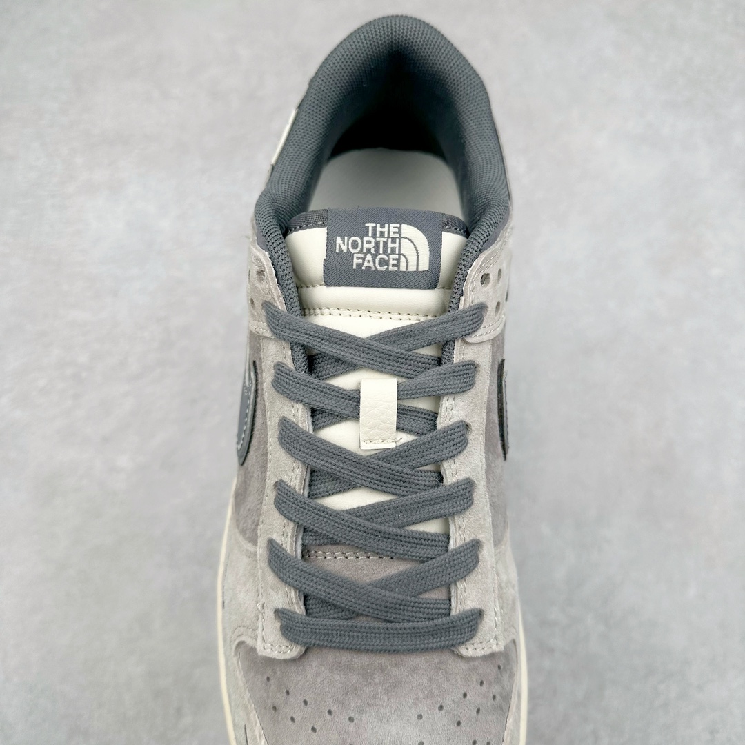 图片[5]-NK Dunk Low 定制配色 DM6868-004 大厂出品 极力推荐 原装头层材料 独家版型蒸餾加工帶來的是更好的视觉和脚感体验大厂纯原品质出货 清洁度 电绣工艺 皮料切割干净无任何毛边 细节完美 尺码：36 36.5 37.5 38 38.5 39 40 40.5 41 42 42.5 43 44 44.5 45 46 47.5-选品中心