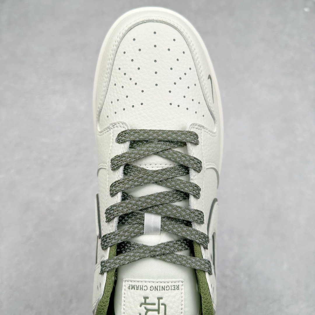 图片[4]-NK Dunk Low 定制配色 RC3085-893 大厂出品 极力推荐 原装头层材料 独家版型蒸餾加工帶來的是更好的视觉和脚感体验大厂纯原品质出货 清洁度 电绣工艺 皮料切割干净无任何毛边 细节完美 尺码：36 36.5 37.5 38 38.5 39 40 40.5 41 42 42.5 43 44 44.5 45 46 47.5-选品中心