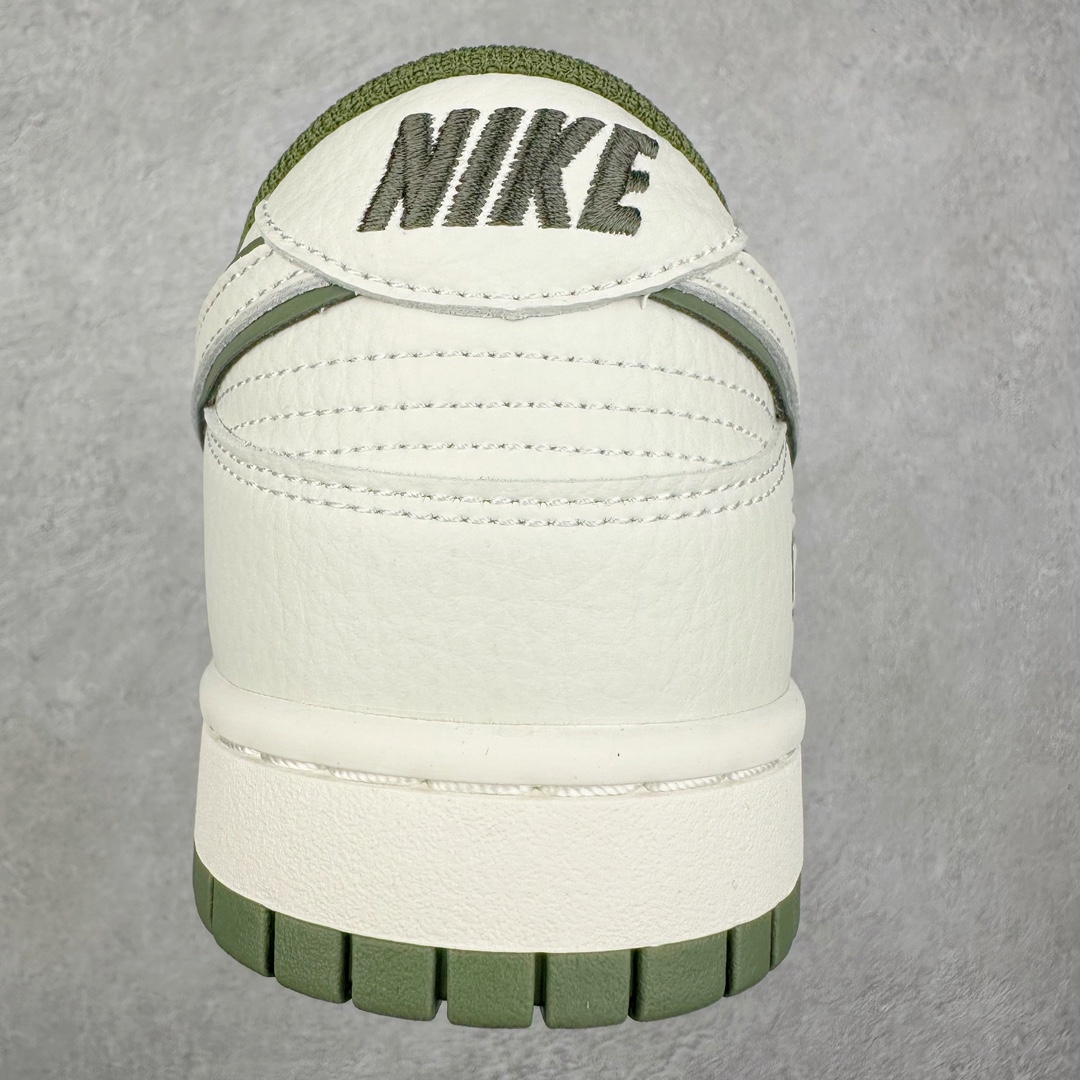 图片[8]-NK Dunk Low 定制配色 RC3085-893 大厂出品 极力推荐 原装头层材料 独家版型蒸餾加工帶來的是更好的视觉和脚感体验大厂纯原品质出货 清洁度 电绣工艺 皮料切割干净无任何毛边 细节完美 尺码：36 36.5 37.5 38 38.5 39 40 40.5 41 42 42.5 43 44 44.5 45 46 47.5-选品中心