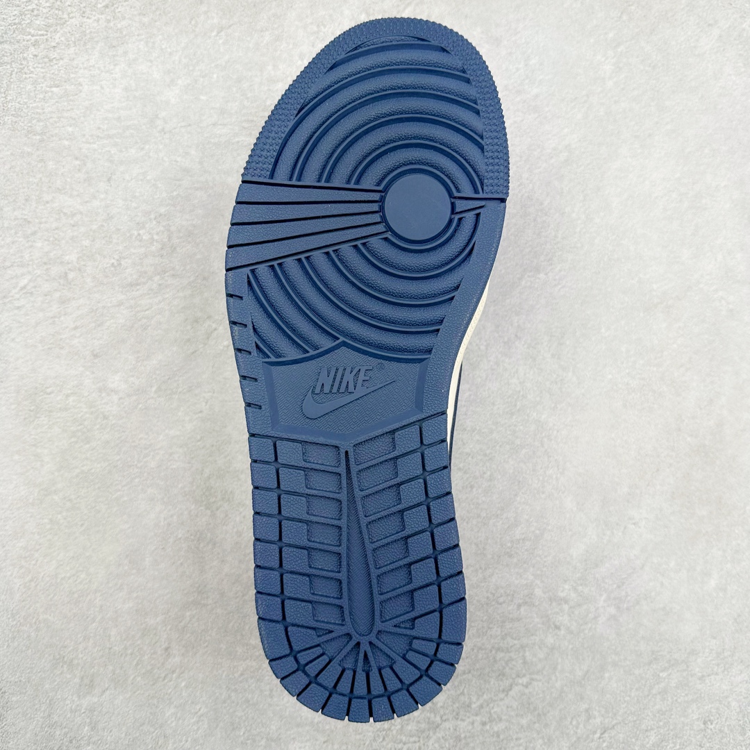 图片[9]-TS x Air Jordan AJ1 Low 倒钩低帮联名定制配色SJ0086-140 原厂内置气垫魔块 A模大底 头层小牛皮 鞋舌AJ原厂专用牛津布+AJ专用反口珍珠布+原厂无杂质高弹内里海棉+特殊封边弹力鞋带 尺码：36 36.5 37.5 38 38.5 39 40 40.5 41 42 42.5 43 44 44.5 45 46 47.5-选品中心