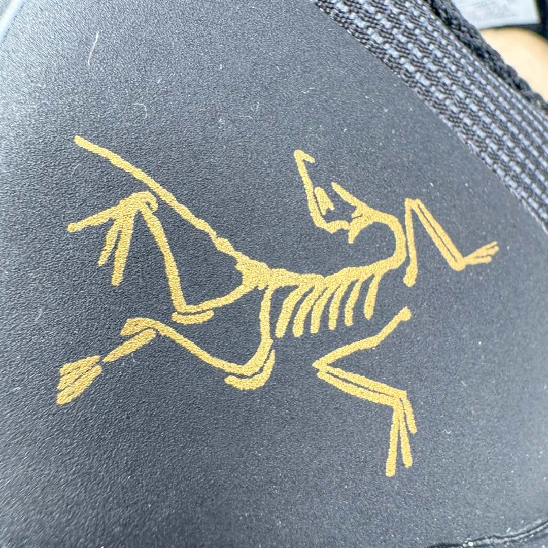 图片[18]-＃GD广顶 Arcteryx Aerios AURA 始祖鸟系列长距离越野登山徒步户外防水多功能运动跑鞋 独家原底面配置 全套原厂生产指令 内外盒标包装纸鞋带配件均同步公司 公司一样的东西 放心开冲 外贸 零售 裸鞋 渠道货 随意操作 承诺半个月内开胶直接换新 尺码：39.5 40 40.5 41 42 42.5 43 44 44.5 45-选品中心