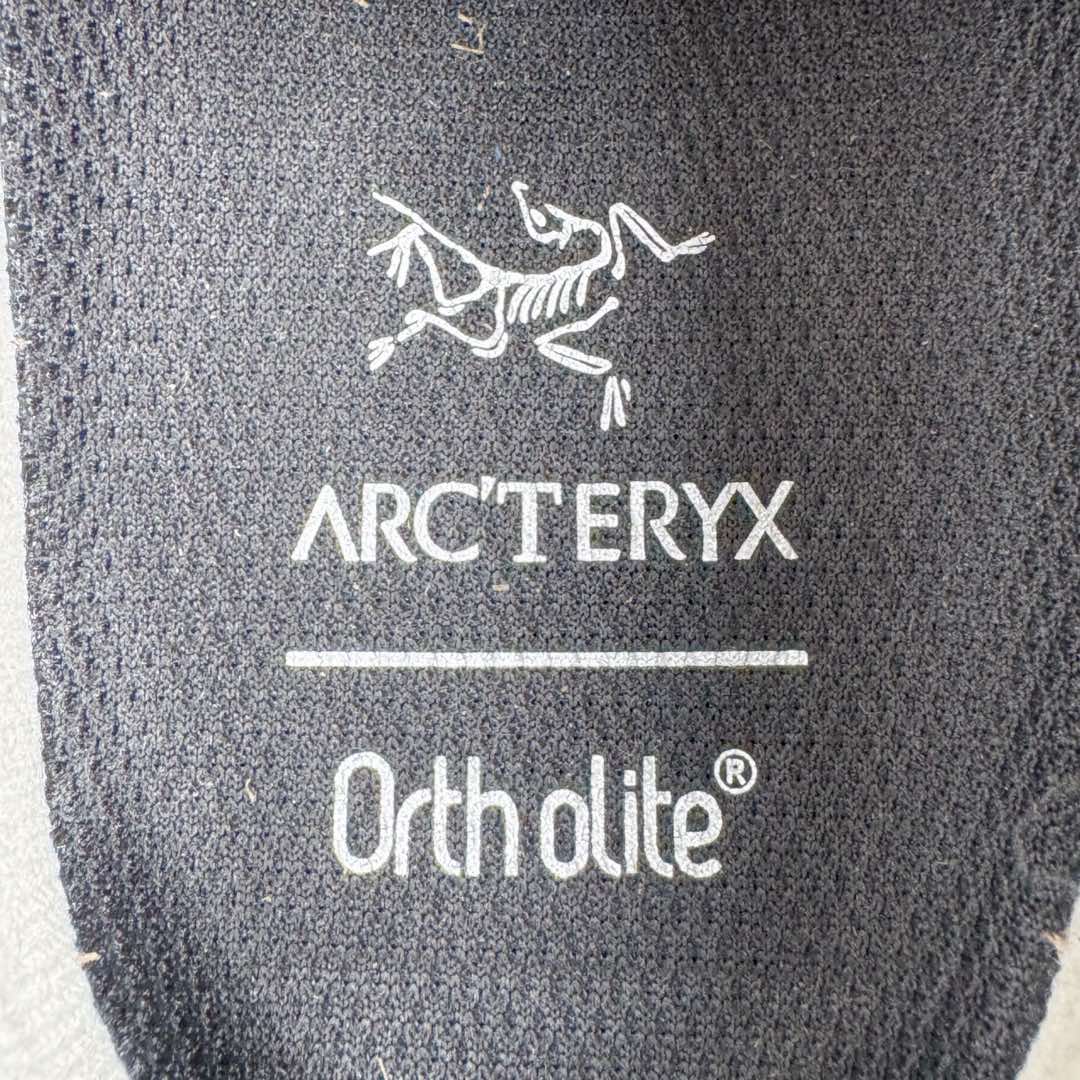 图片[11]-＃GD广顶 Arcteryx Aerios AURA 始祖鸟系列长距离越野登山徒步户外防水多功能运动跑鞋 独家原底面配置 全套原厂生产指令 内外盒标包装纸鞋带配件均同步公司 公司一样的东西 放心开冲 外贸 零售 裸鞋 渠道货 随意操作 承诺半个月内开胶直接换新 尺码：39.5 40 40.5 41 42 42.5 43 44 44.5 45-选品中心