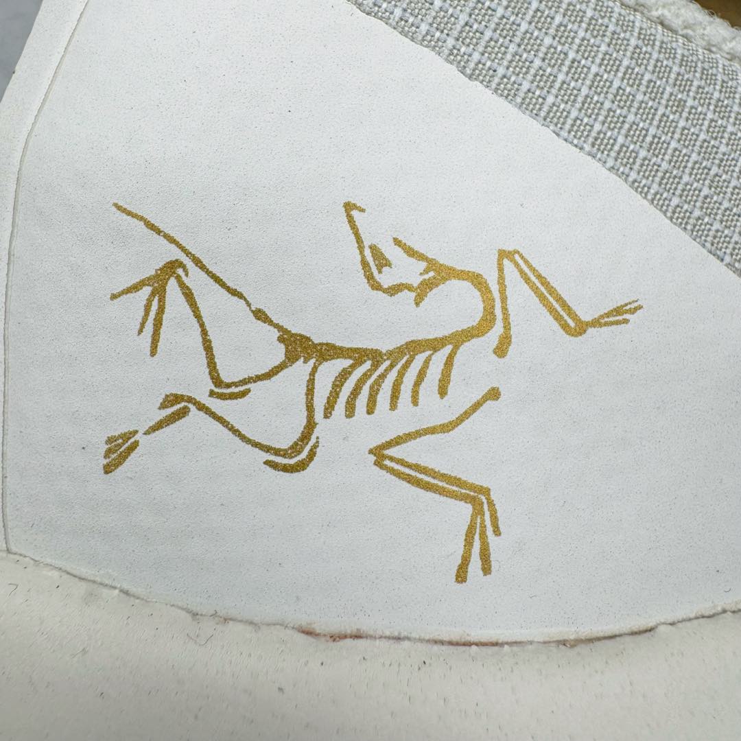 图片[16]-＃GD广顶 Arcteryx Aerios AURA 始祖鸟系列长距离越野登山徒步户外防水多功能运动跑鞋 独家原底面配置 全套原厂生产指令 内外盒标包装纸鞋带配件均同步公司 公司一样的东西 放心开冲 外贸 零售 裸鞋 渠道货 随意操作 承诺半个月内开胶直接换新 尺码：39.5 40 40.5 41 42 42.5 43 44 44.5 45-选品中心