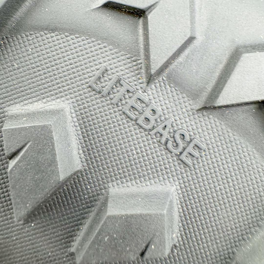 图片[18]-＃GD广顶 Arcteryx Aerios AURA 始祖鸟系列长距离越野登山徒步户外防水多功能运动跑鞋 独家原底面配置 全套原厂生产指令 内外盒标包装纸鞋带配件均同步公司 公司一样的东西 放心开冲 外贸 零售 裸鞋 渠道货 随意操作 承诺半个月内开胶直接换新 尺码：39.5 40 40.5 41 42 42.5 43 44 44.5 45-选品中心