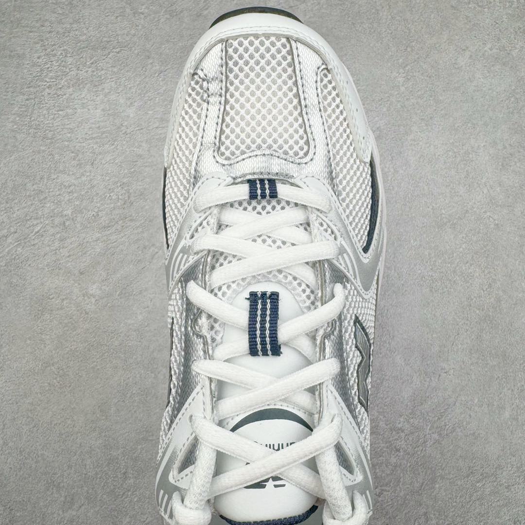 图片[4]-＃G版纯原 New Balance NB530 新百伦复古透气跑步鞋 全套原楦原纸板原厂数据开发 同步原鞋一次Model大底 全鞋电脑针车加持 原厂网布TPU高频工艺 正确中底拉帮 高密度丽新布中底 抛弃过往以皮革为主的人气轮廓 以极具复古风范的跑鞋外观呈现 设计上全鞋以简约清爽的纯白色作基底 鞋身覆盖大面积织物网眼材质 并于鞋头、鞋带孔眼片等细节处点缀对比鲜明的反光银镀层凸显 鞋舌、侧身等位置则辅以一贯的「N」字标志和品牌徽标彰显身份 最后通过搭载的 ABZORB 缓震中底完善整体造型 尺码：36 37 37.5 38 38.5 39.5 40 40.5 41.5 42 42.5 43 44 44.5 45 45.5 46.5 47-选品中心