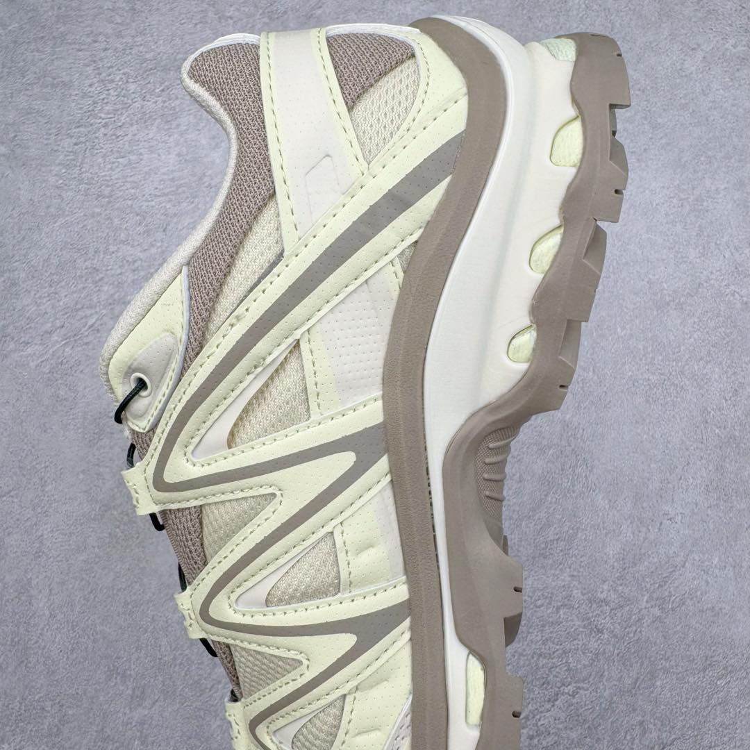 图片[7]-＃X版 Salomon XT-QUEST ADV 萨洛蒙潮流越野机能户外功能鞋 纯原外贸平台特供订单 耗时半年巨作 全套原纸板楦头开发 原厂特供网布配套加持 确保原汁原味 完美呈现版型 原档数据独家私模五层组合大底 男女鞋同步官方开发至46.5 原装Ortholite轻量化鞋垫 中底布带钢印编号 原厂TPU锁扣 进口港宝加持 后跟自然饱满 还原公司包裹性 基于 SALOMON 初代 XT 鞋身造型并搭载 4D ADVANCED CHASSIS™ 大底打造而成 为这款 XT-QUEST 带来了多项足部控制与保护等功能性 如在运动过程中控制左右晃动的过程而提高稳定性、改善长途越野过程中足中到足尖的过渡、提高感知岩石的精确度以抵抗尖锐物体对脚底的伤害以及采用动态缓冲来增强穿着舒适感 从而减轻疲劳感 使 XT-QUEST 成为一双舒适且安全的户外之履 尺码：36 36.5 37.5 38 38.5 39 40 40.5 41 42 42.5 43 44 44.5 45 46 46.5-选品中心