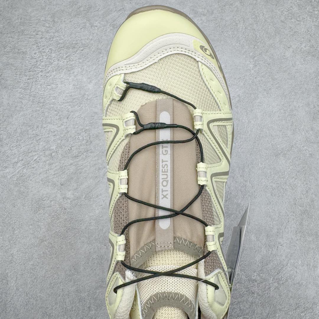 图片[4]-＃X版 Salomon XT-QUEST ADV 萨洛蒙潮流越野机能户外功能鞋 纯原外贸平台特供订单 耗时半年巨作 全套原纸板楦头开发 原厂特供网布配套加持 确保原汁原味 完美呈现版型 原档数据独家私模五层组合大底 男女鞋同步官方开发至46.5 原装Ortholite轻量化鞋垫 中底布带钢印编号 原厂TPU锁扣 进口港宝加持 后跟自然饱满 还原公司包裹性 基于 SALOMON 初代 XT 鞋身造型并搭载 4D ADVANCED CHASSIS™ 大底打造而成 为这款 XT-QUEST 带来了多项足部控制与保护等功能性 如在运动过程中控制左右晃动的过程而提高稳定性、改善长途越野过程中足中到足尖的过渡、提高感知岩石的精确度以抵抗尖锐物体对脚底的伤害以及采用动态缓冲来增强穿着舒适感 从而减轻疲劳感 使 XT-QUEST 成为一双舒适且安全的户外之履 尺码：36 36.5 37.5 38 38.5 39 40 40.5 41 42 42.5 43 44 44.5 45 46 46.5-选品中心