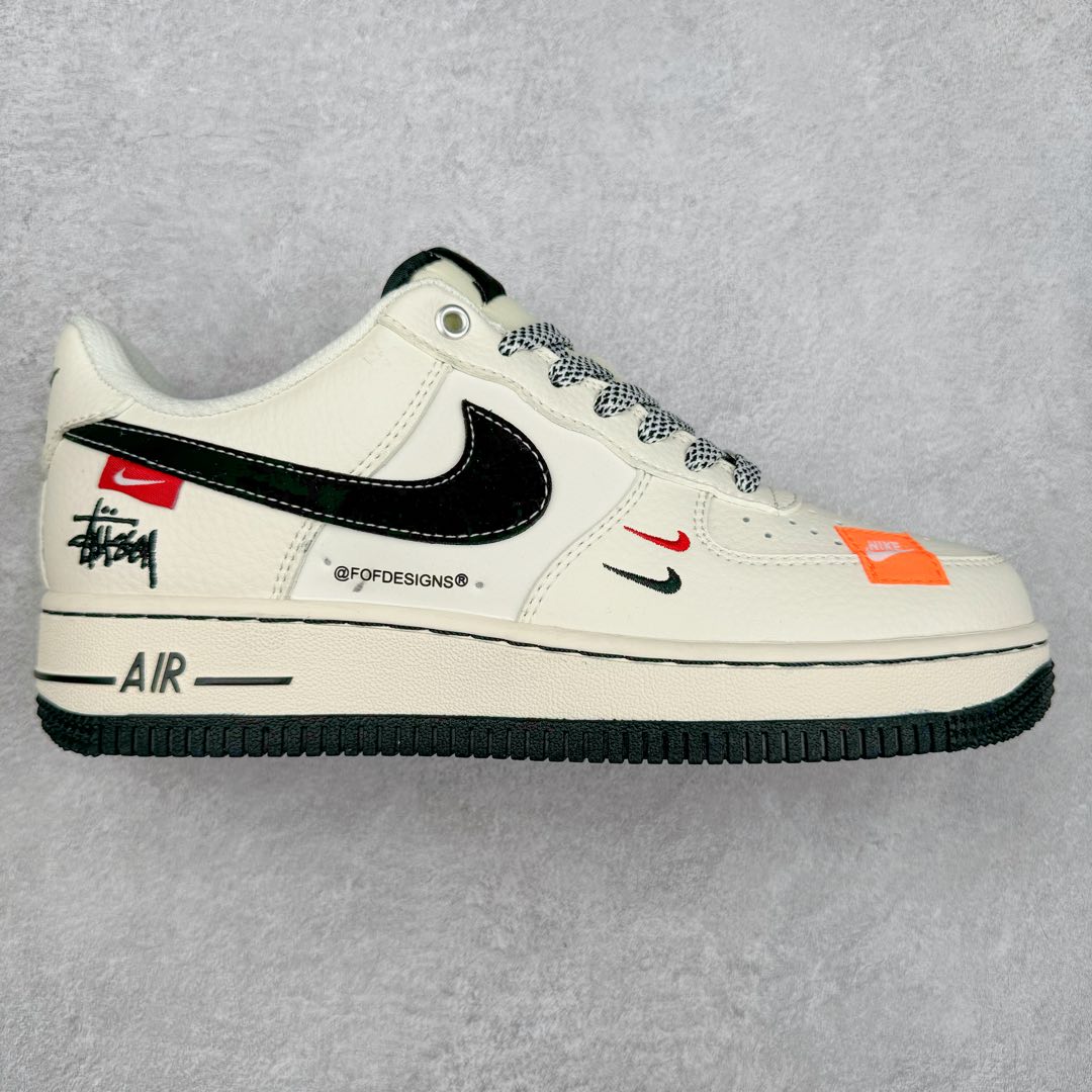 NK Air Force 1´07 Low 空军一号低帮百搭休闲运动板鞋 SJ6698-011 柔软、弹性十足的缓震性能和出色的中底设计 横跨复古与现代的外型结合 造就出风靡全球 三十多年的Force 1 直到今天还深受青睐 尺码：36 36.5 37.5 38 38.5 39 40 40.5 41 42 42.5 43 44 44.5 45-选品中心