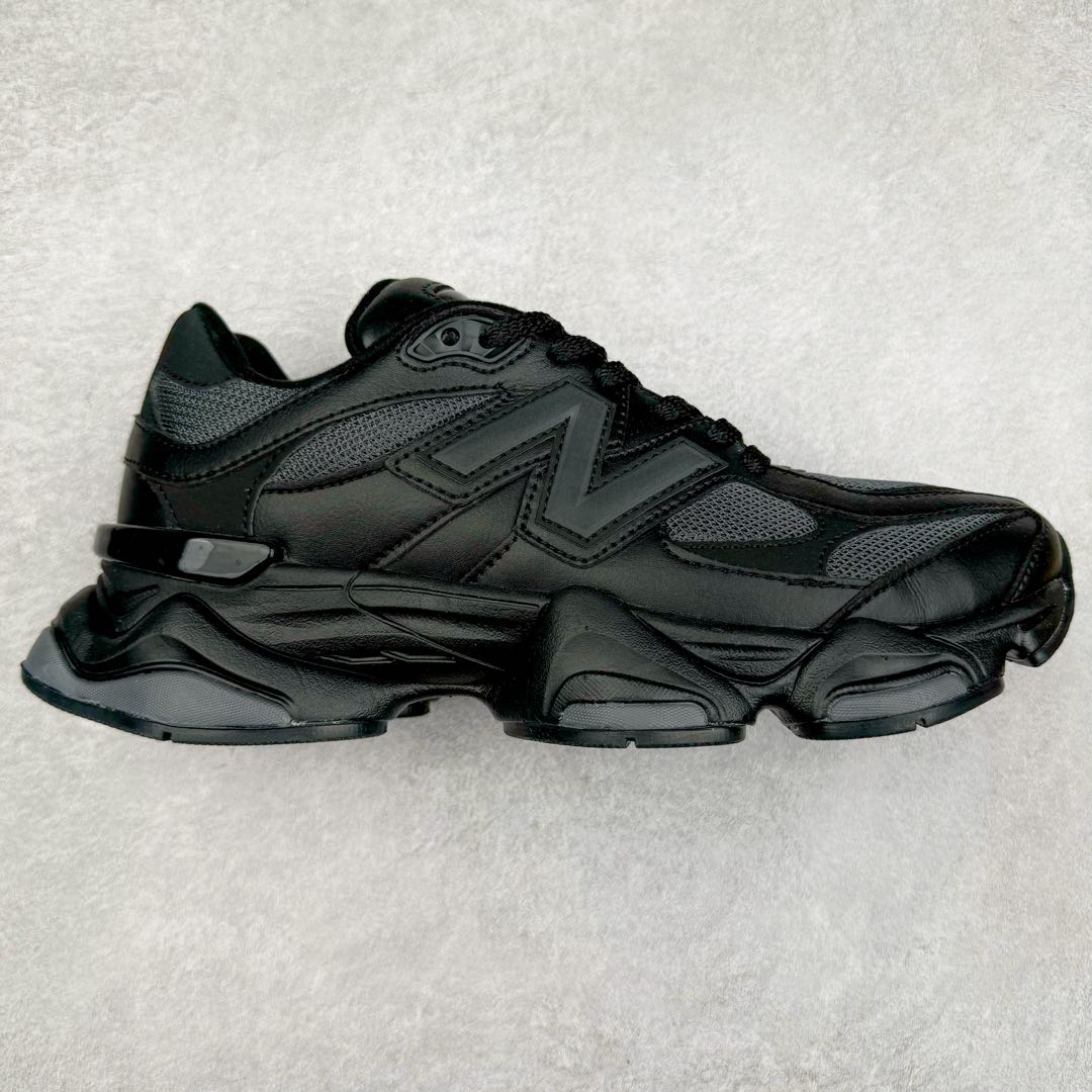 图片[3]-＃纯原特价福利 New Balance NB9060系列 新百伦绒面革网布经典百搭防滑耐磨透气低帮生活休闲鞋 全套原楦原纸板原厂数据开发 进口三明治网面 原装进口翻毛皮料正确绒感卡色 正确中底拉帮中底网布细节 原厂标裁 带紫光防伪 定制后跟透明水晶模块 冲裁组合 大底贴合程度胶水上色把控完美 整洁度挑战全网艺术家 多道序QC把关品质完善 匠心打造 耗时两个月开发完成 工艺极其复杂难度可想而知 新开独立私模大底 全网唯一正确六层组合大底 高端零售专供产物 尺码：36 37 37.5 38 38.5 39 40 40.5 41 42 42.5 43 44 45 46.5-选品中心